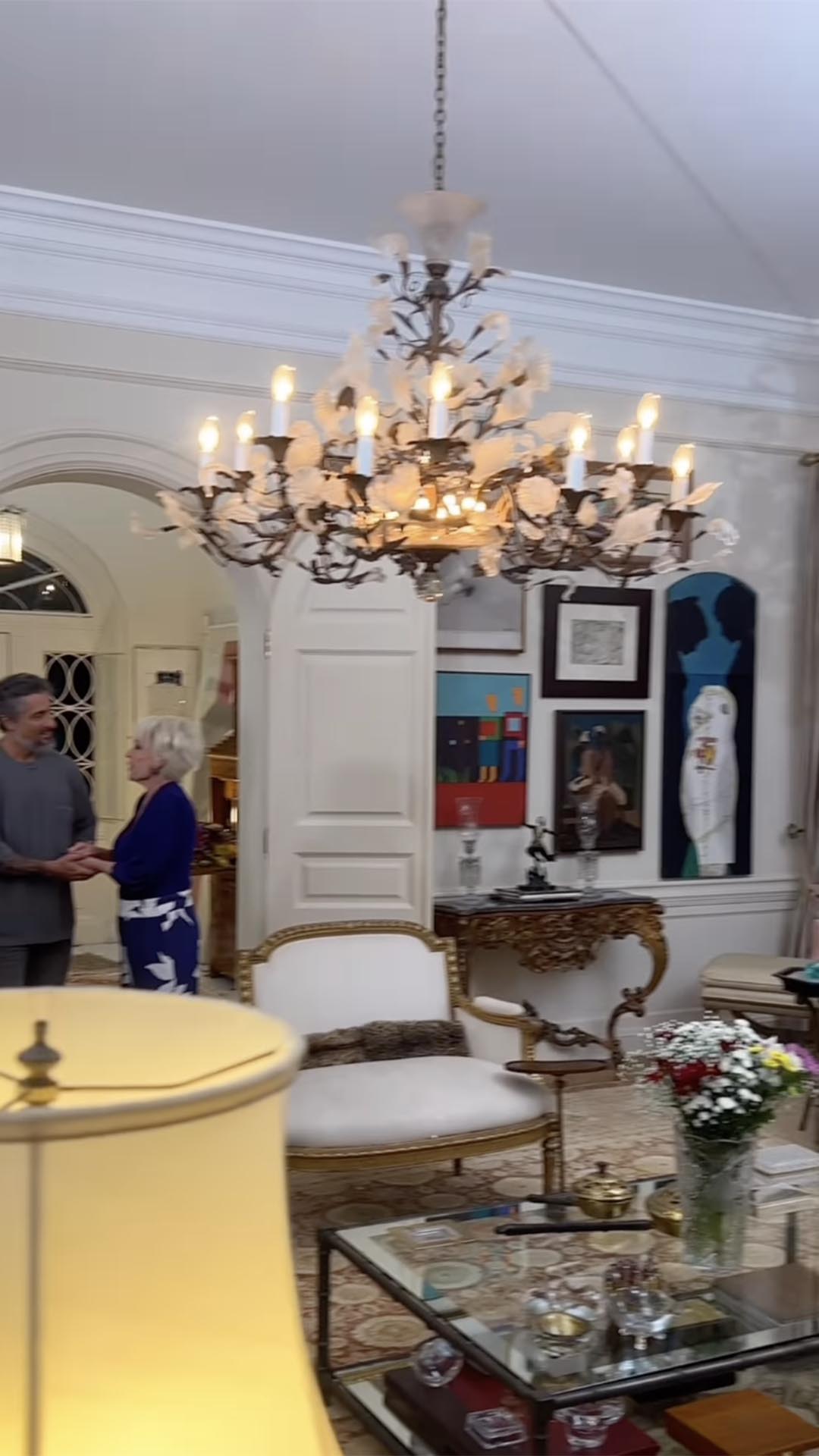Como é a casa de Ana Maria Braga? Ela abre as portas da mansão luxuosa