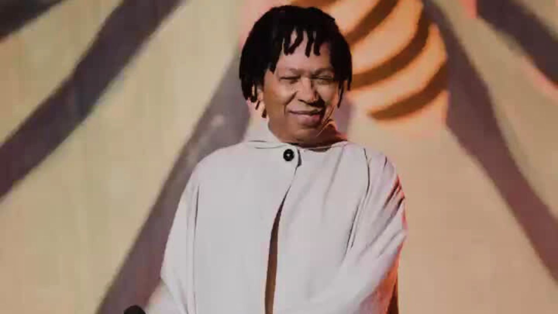 Djavan no Caldeirão: Veja 10 curiosidades sobre a vida do cantor que recebe homenagem