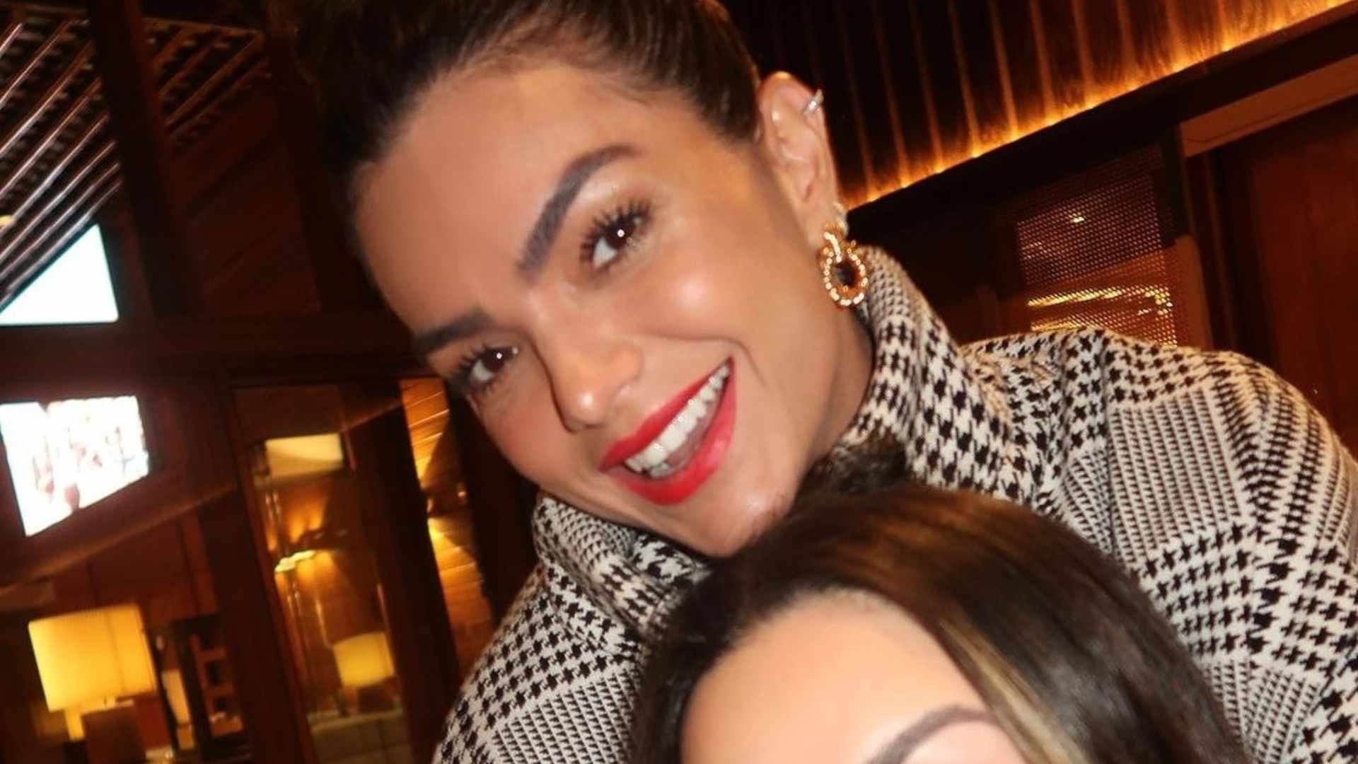 Kelly Key celebra 23 anos da filha e semelhança choca: ‘Seu clone’