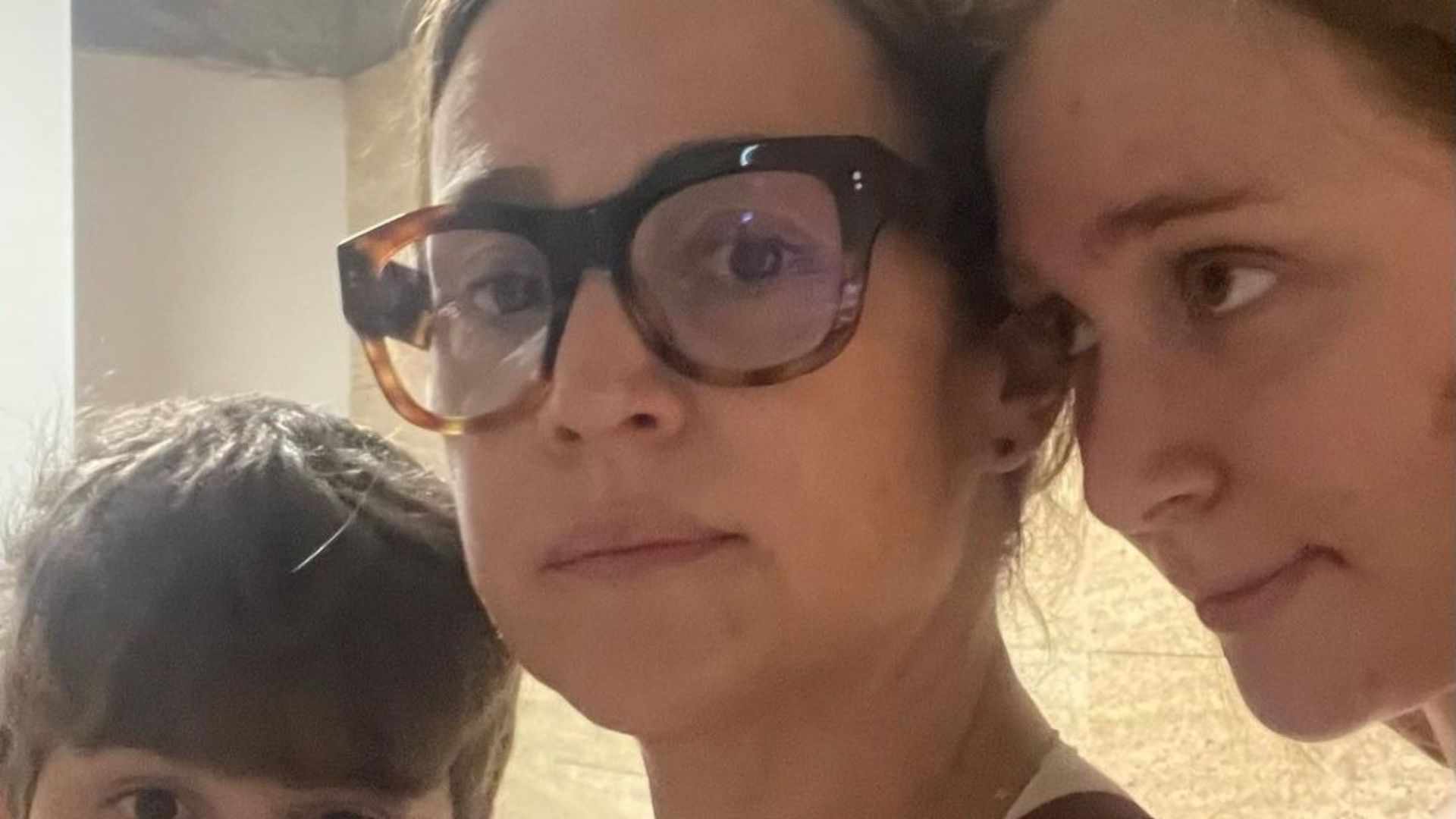 Gabriela Duarte deixa Israel com os filhos: ”Conseguimos sair”