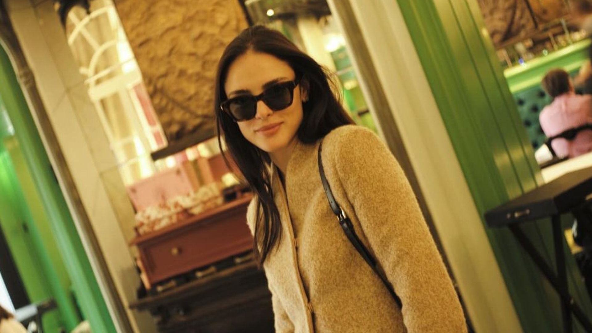 Em Florença, Isabelle Drummond esbanja luxo em álbum de viagem