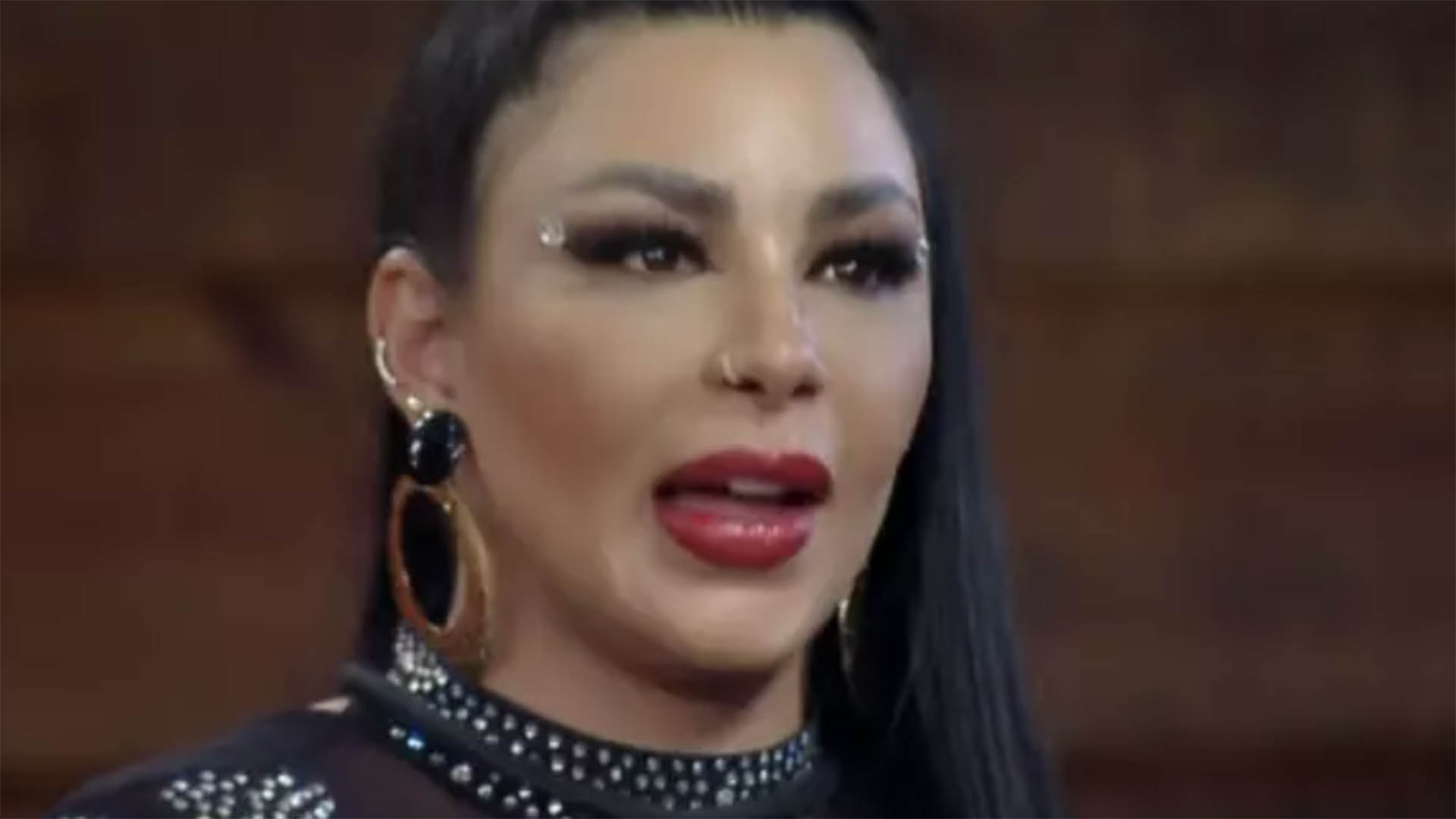 A Fazenda 15: Jenny Miranda decide quem vai indicar para a roça