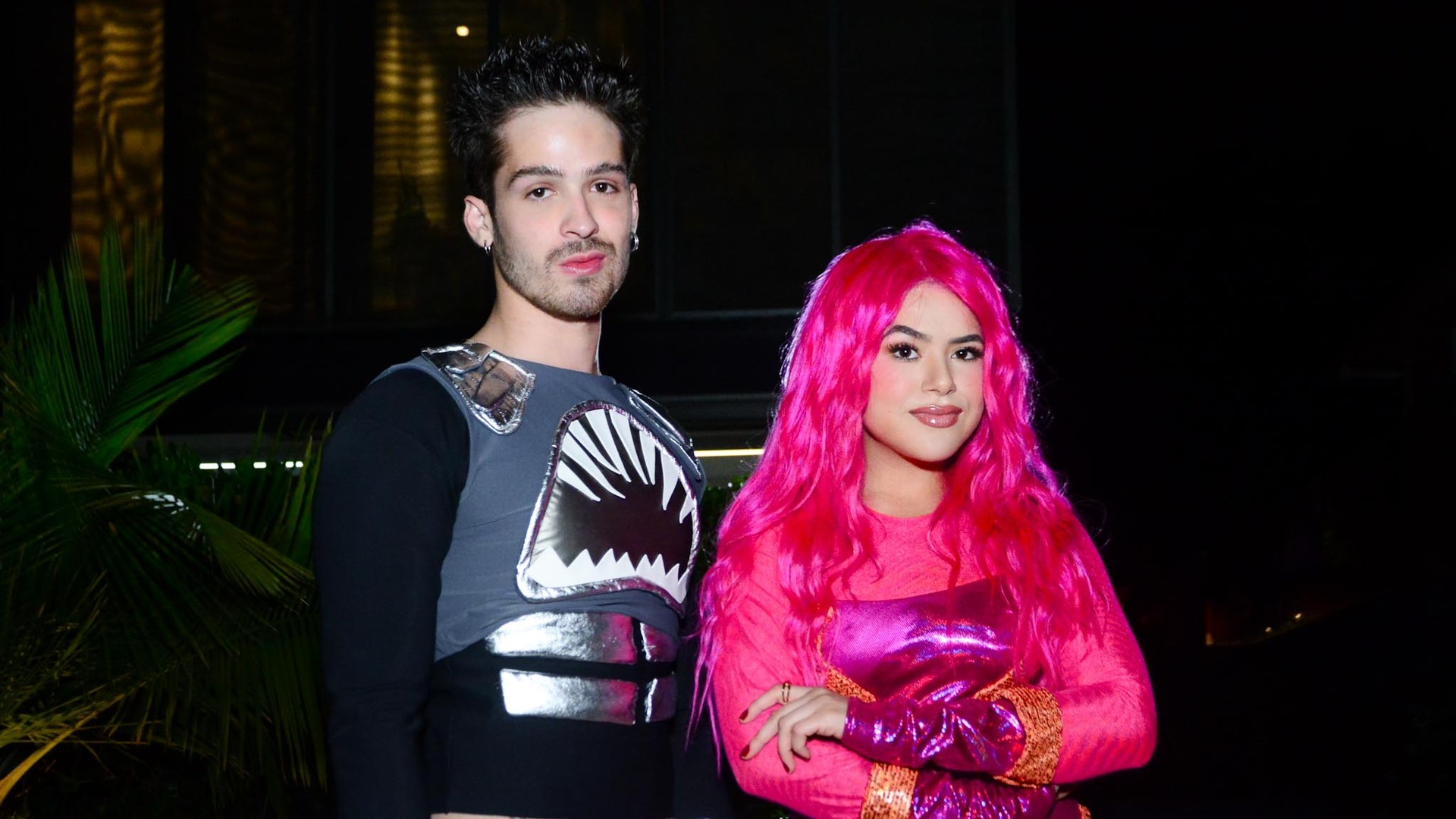 João Guilherme e Maisa encantam ao combinarem fantasia em festa de Halloween