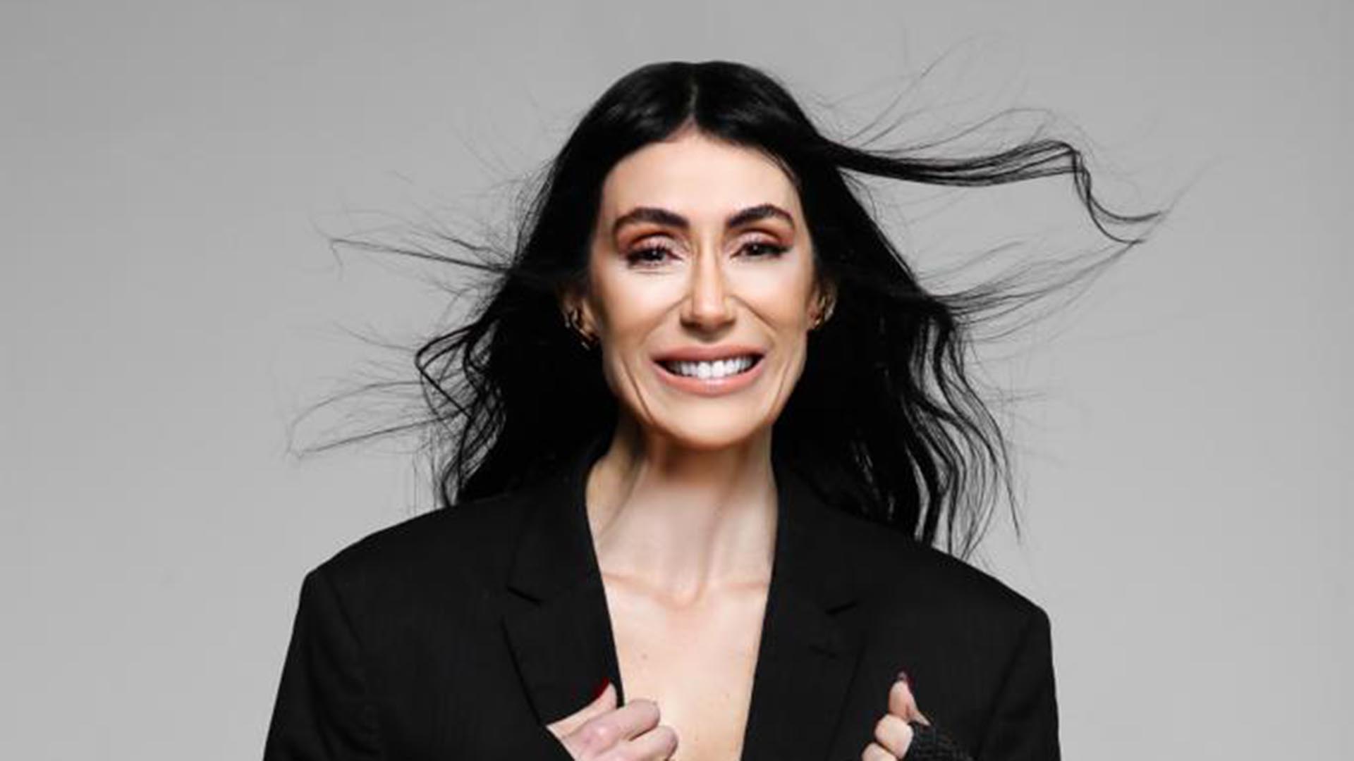 Ex-Globo, Michelle Barros assina com o SBT para novo programa