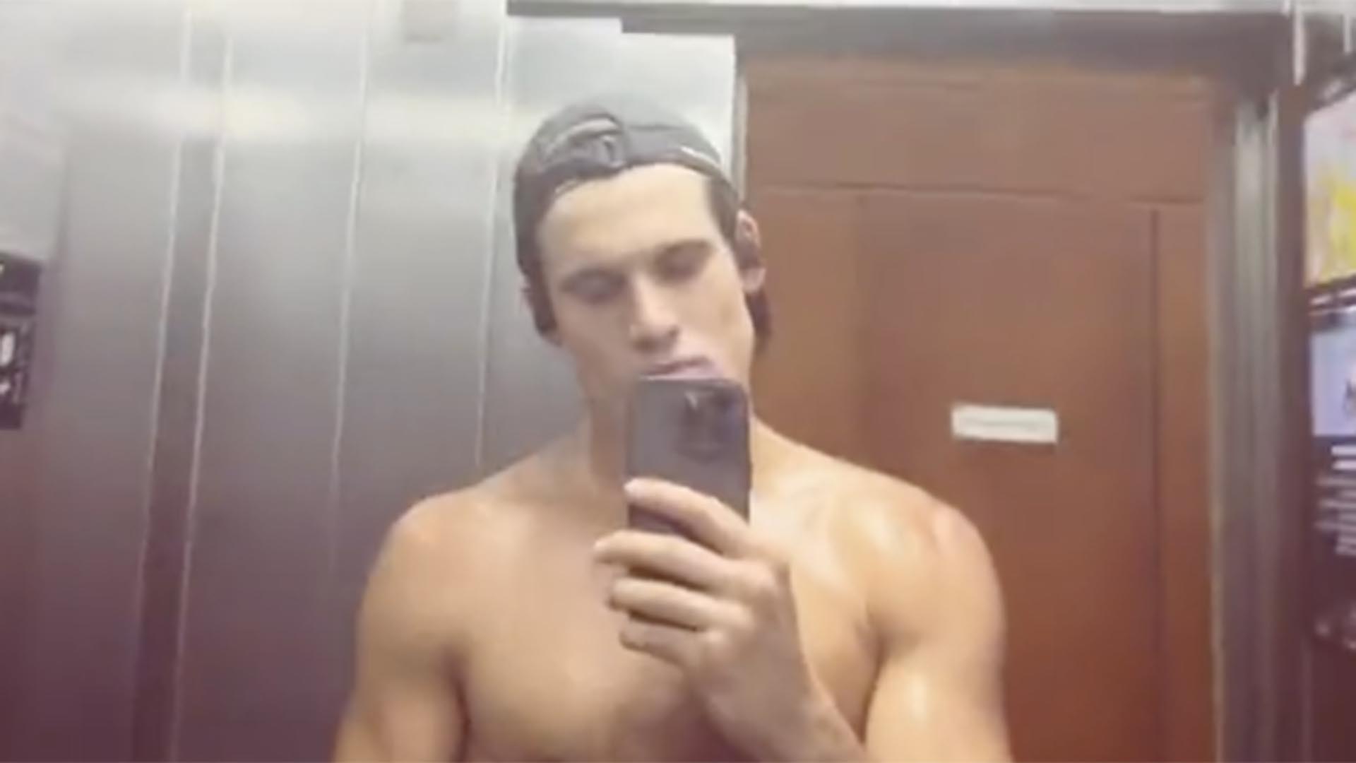 Nicolas Prattes quase mostra demais ao usar bermuda no limite