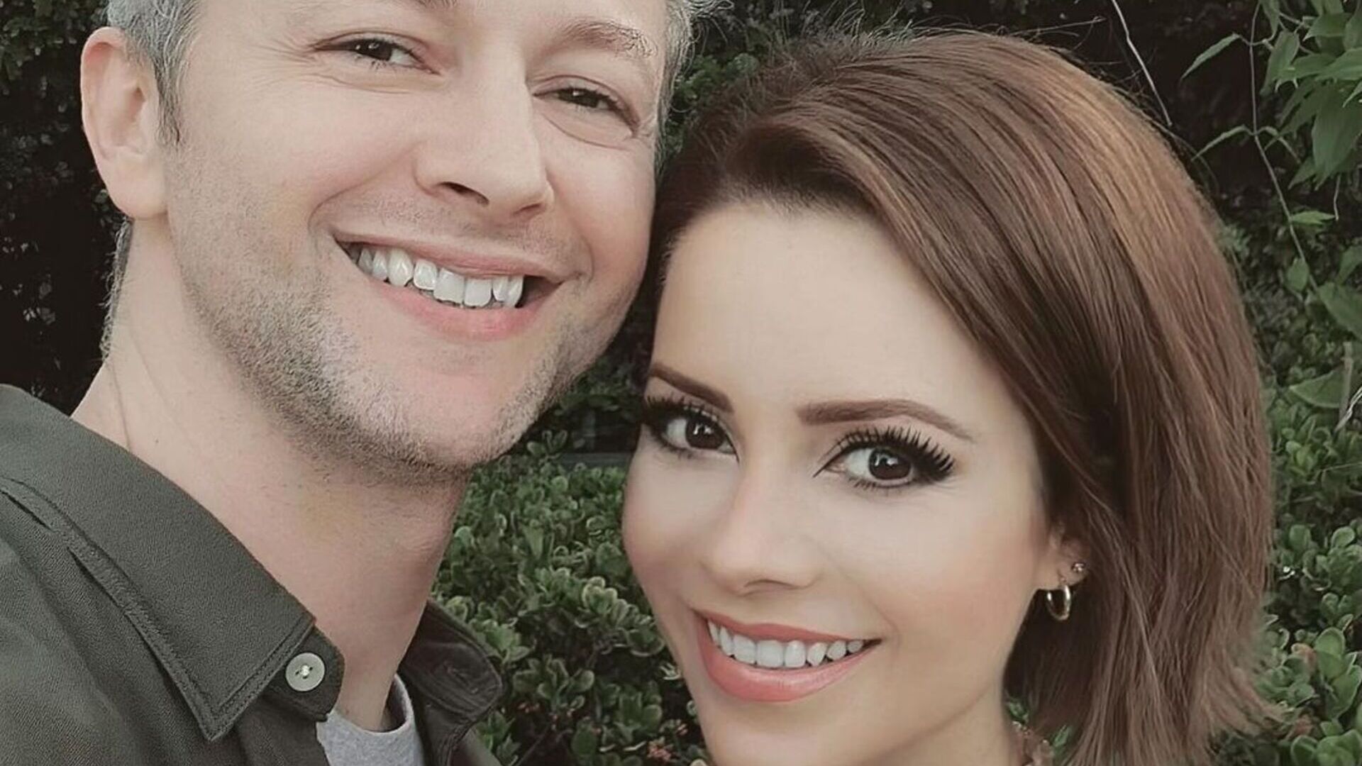 Após divórcio, Sandy manda recado para Lucas Lima: ”Te amo sempre”