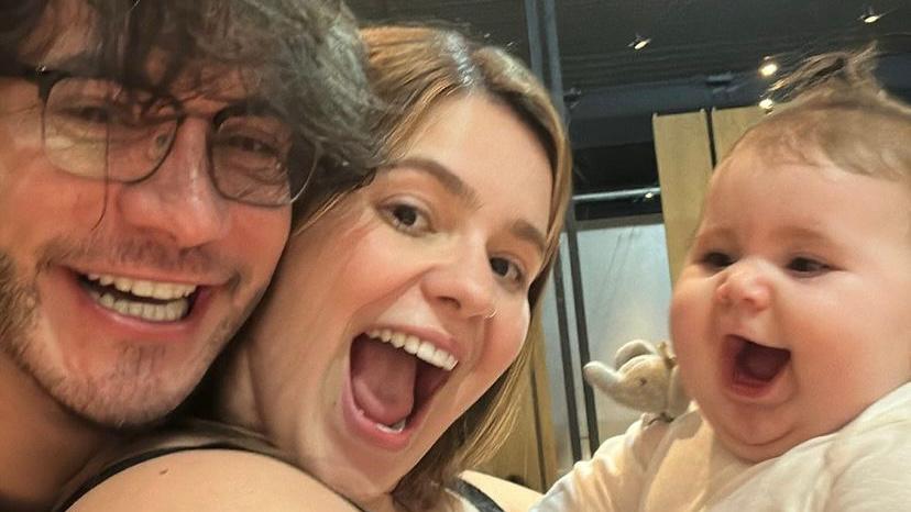 Viih Tube e Eliezer fazem primeira viagem internacional com Lua Di Felice