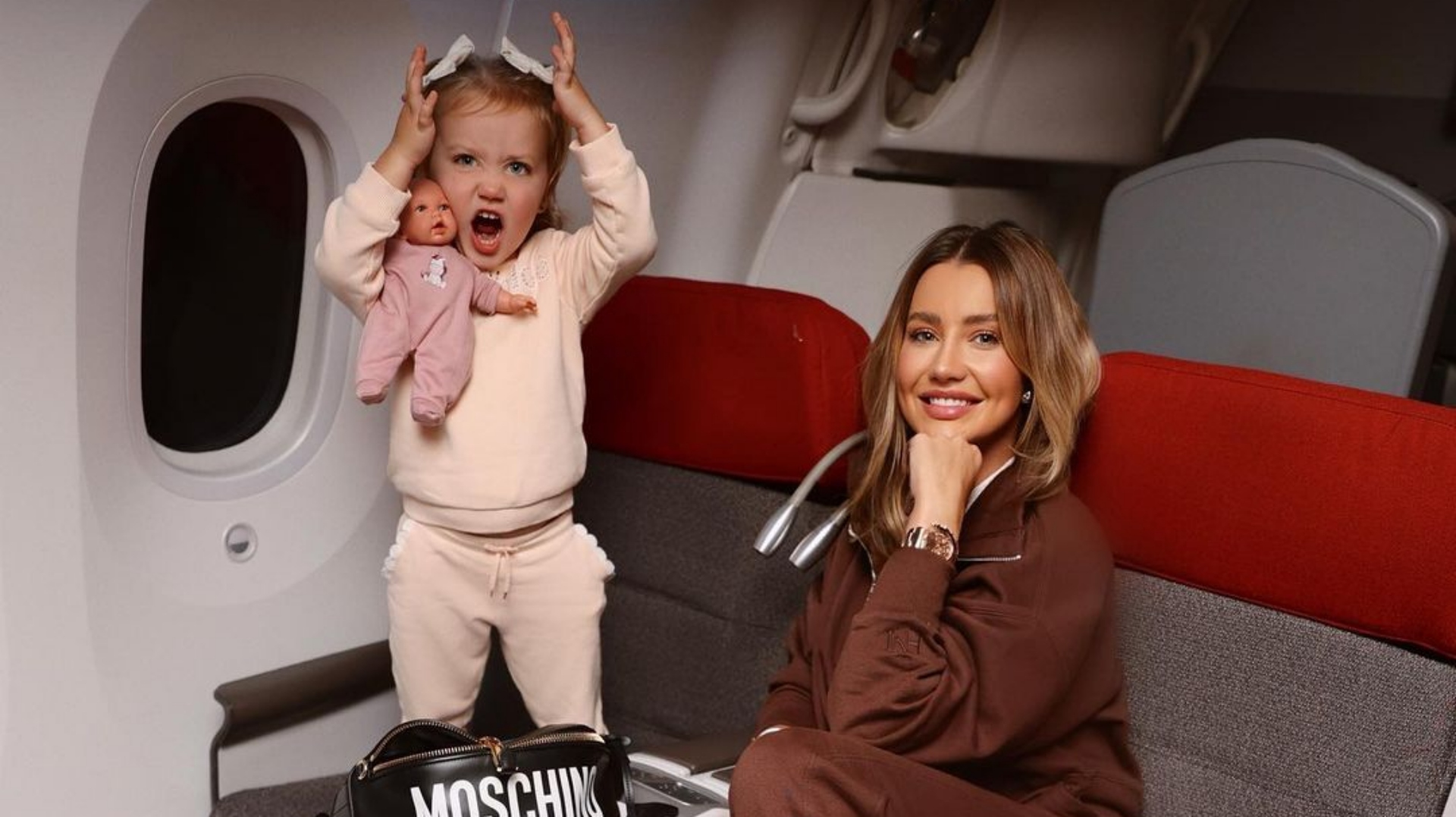 Ana Paula Siebert mostra como organiza mala da filha e looks que leva para viagem: ‘Eu escolho’