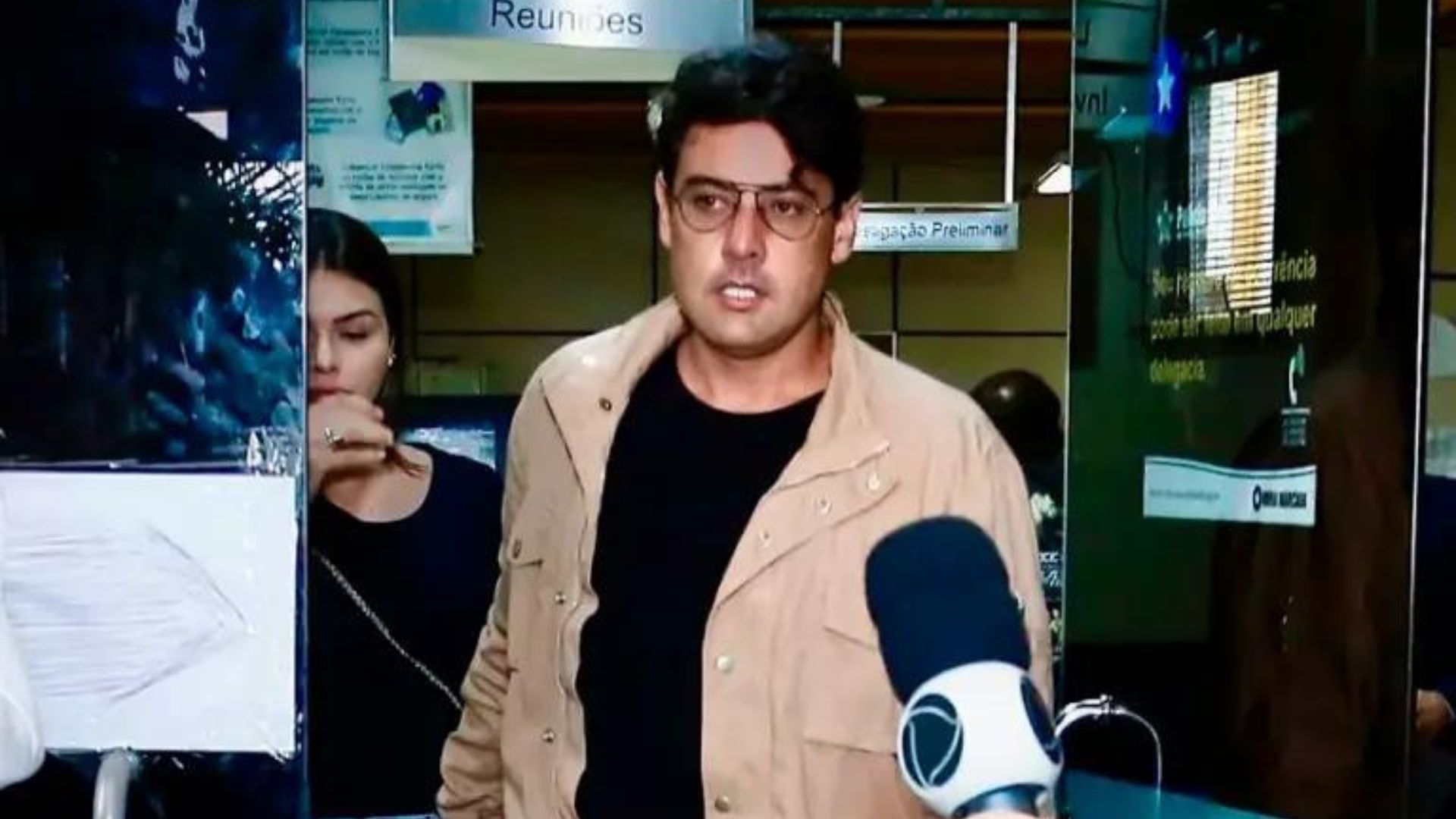 Sentiu? Pressionado, Bruno de Luca toma atitude drástica para evitar questionamentos