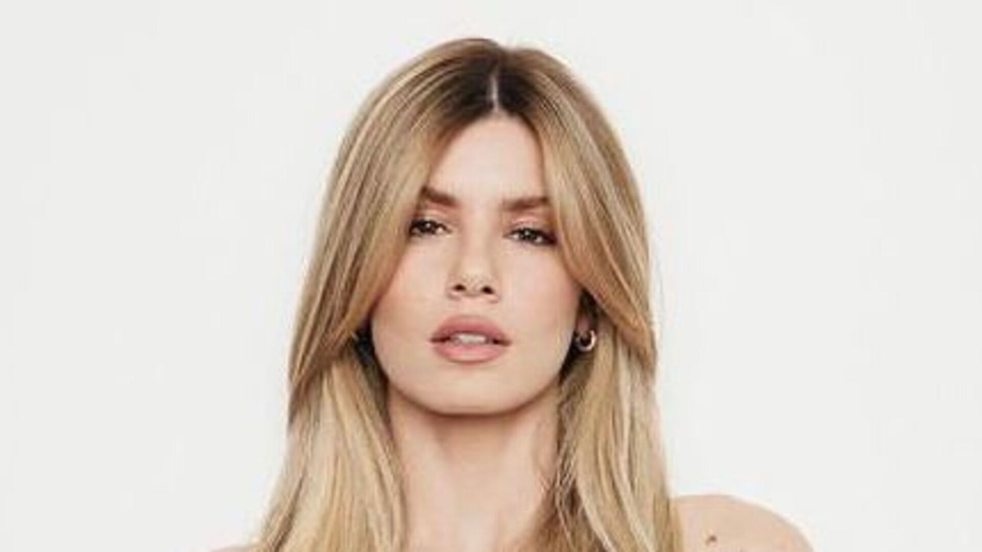 Camila Queiroz fala sobre mudança no visual e explica motivo: “Meu trabalho”