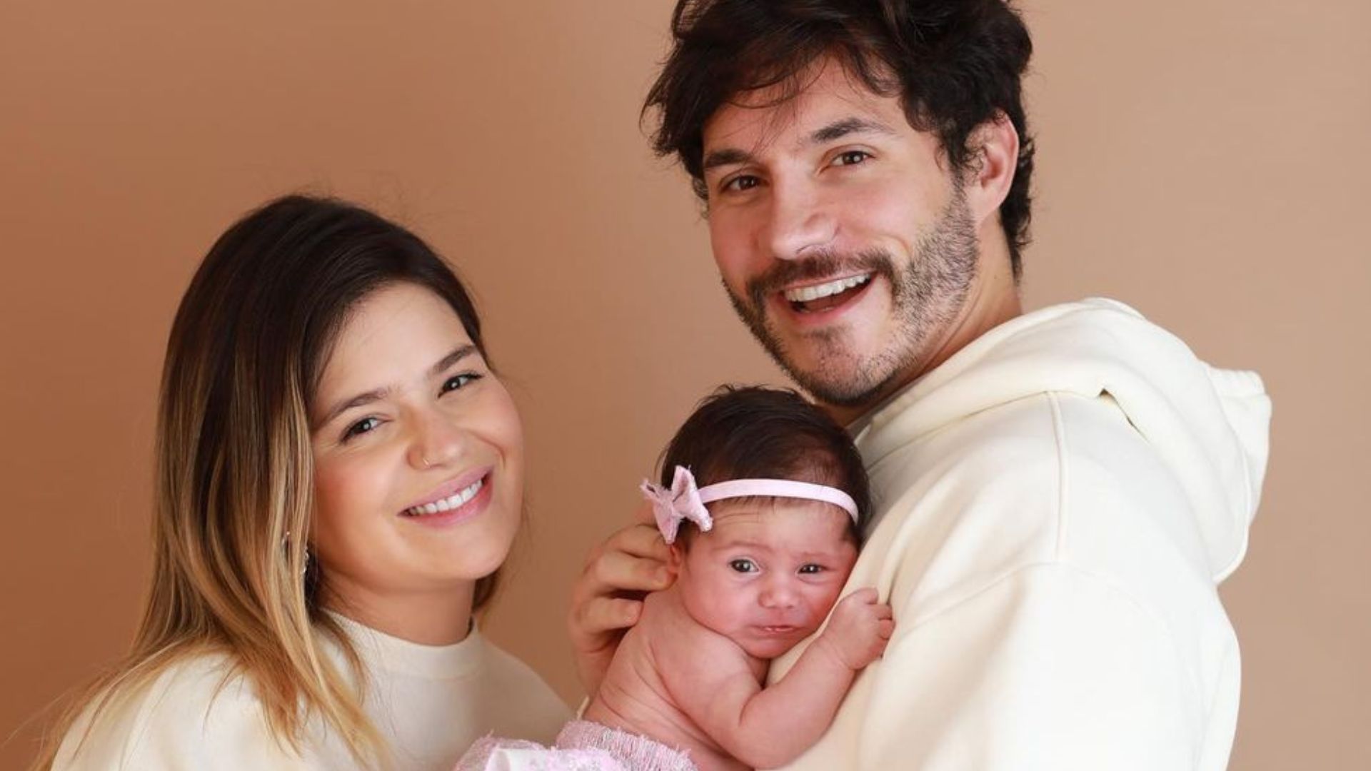 Eliezer fala sobre o planejamento de segundo filho com Viih Tube: “Quando vem?”