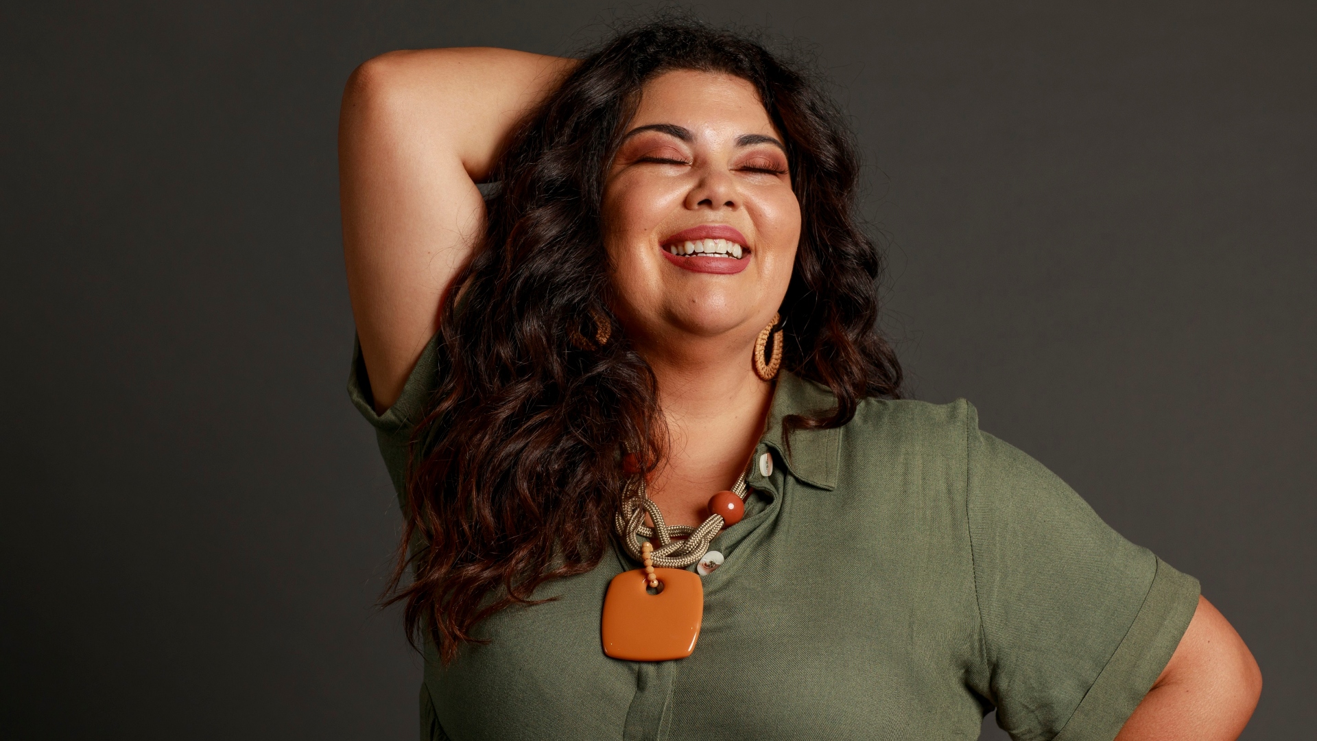 Fabiana Karla celebra poder da feminilidade e deixa mensagem empoderada para seguidores