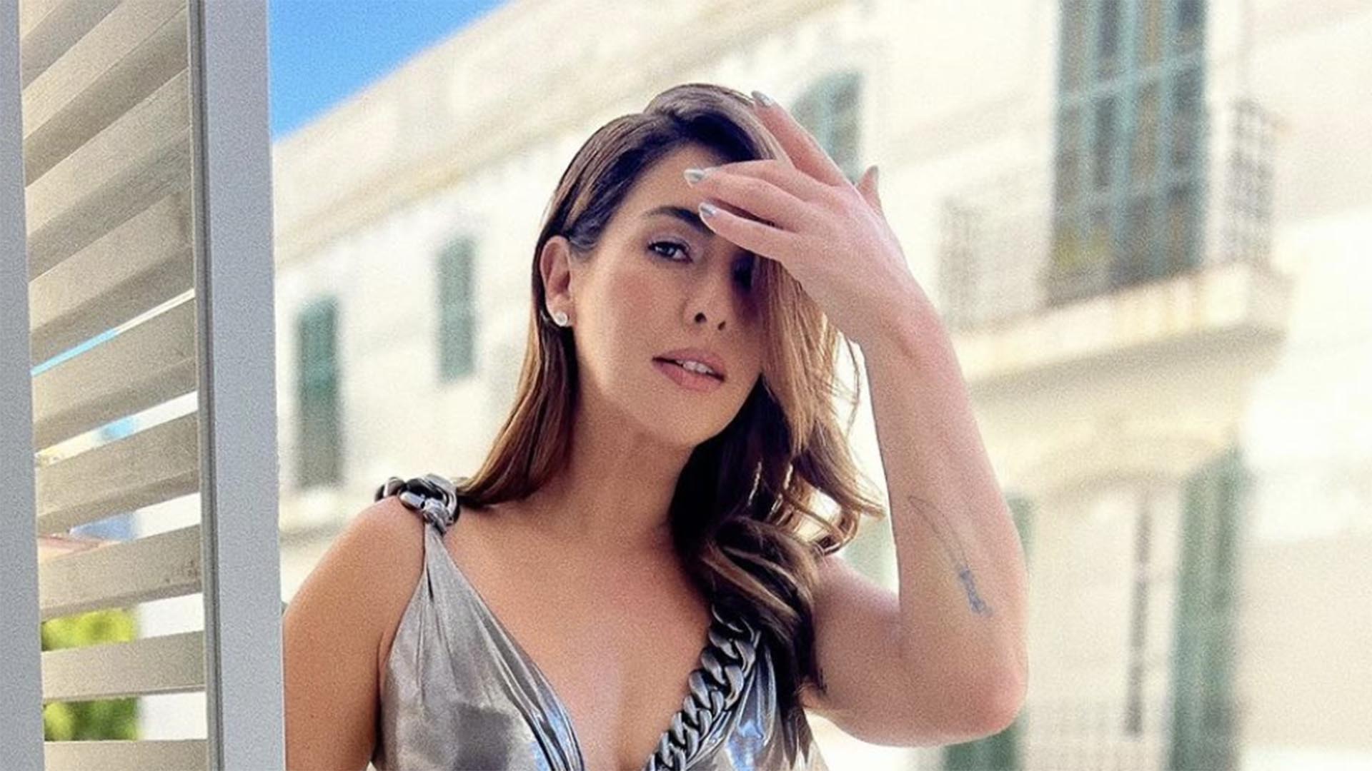 Fernanda Paes Leme destaca suas curvas impecáveis no casamento de Ronaldo
