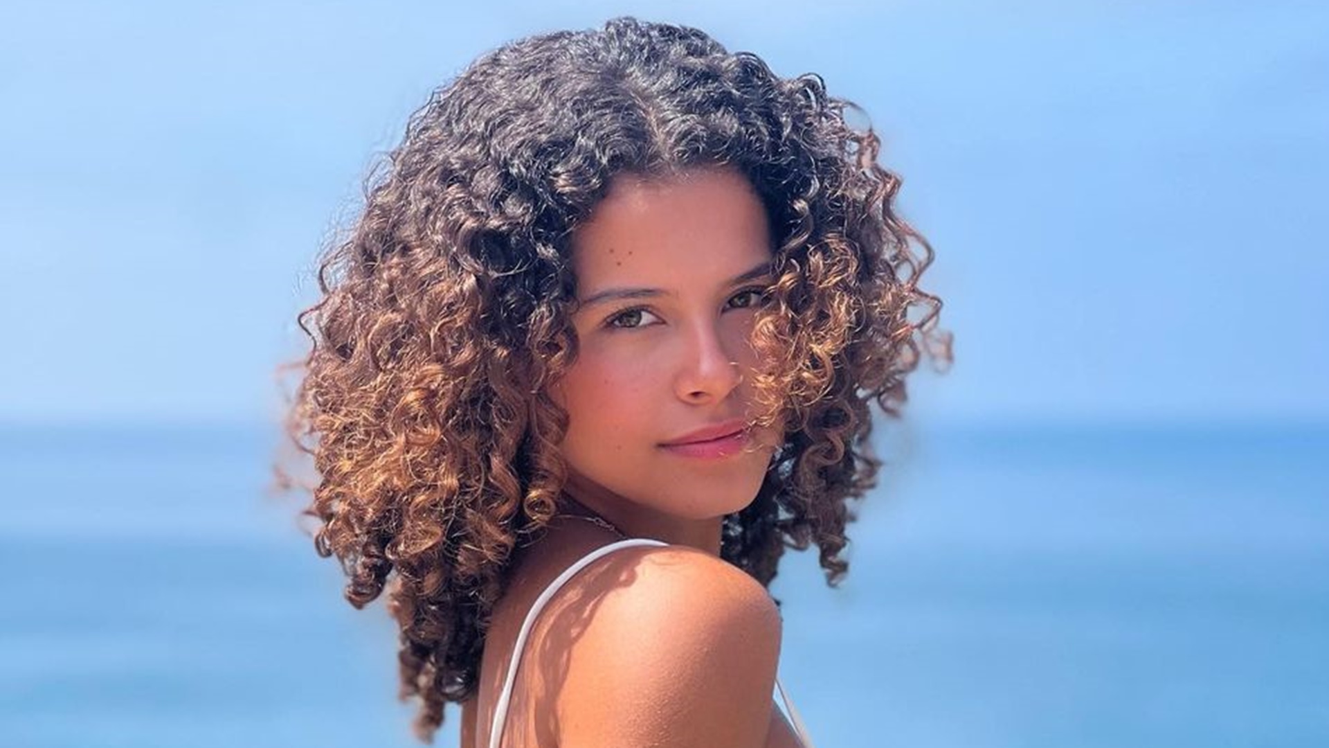 Ex-Chiquititas Gabriella Saraivah desabafa e expõe racismo nos EUA: “Difícil ser imigrante”