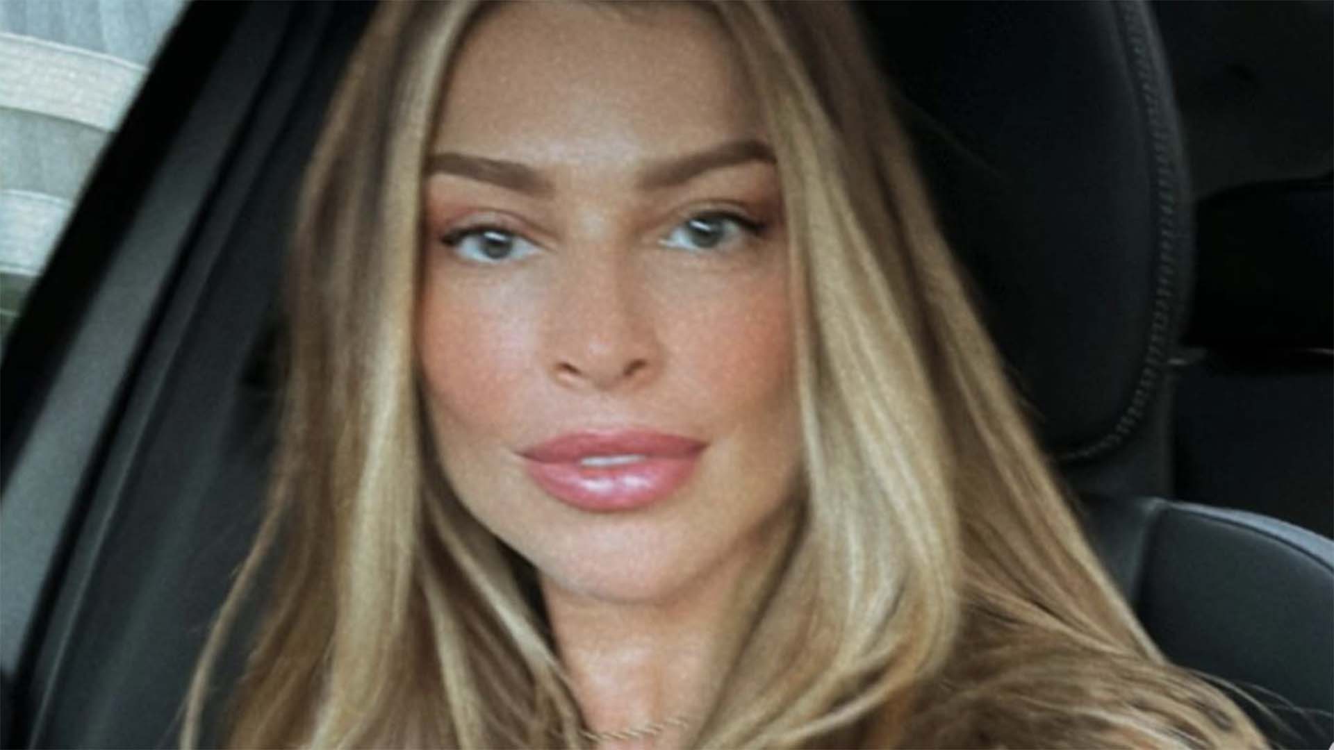 Magérrima, Grazi Massafera surge com look cavado em nova selfie