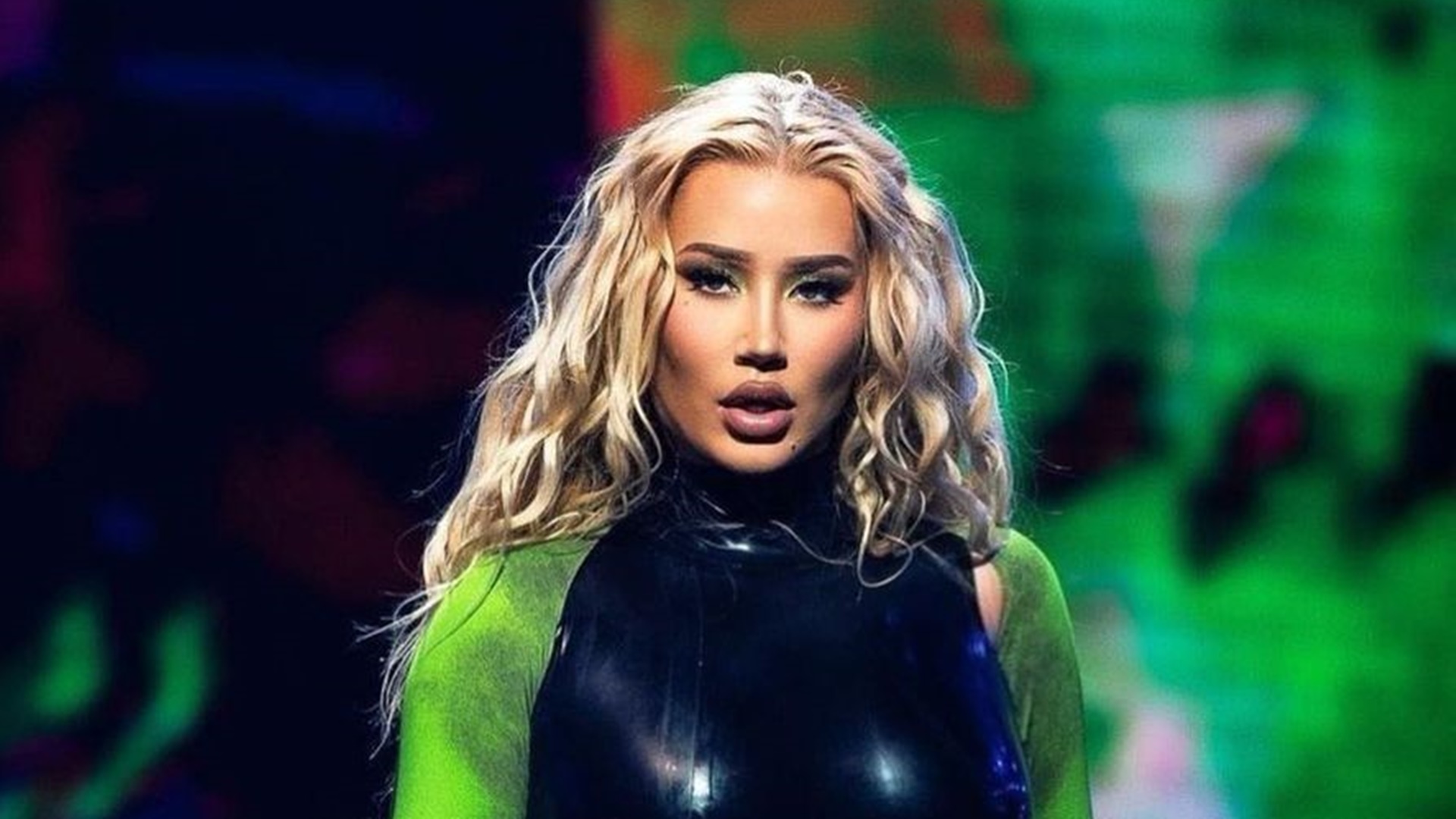 Iggy Azalea já sofreu com ‘treta’ envolvendo artista brasileira; relembre confusão