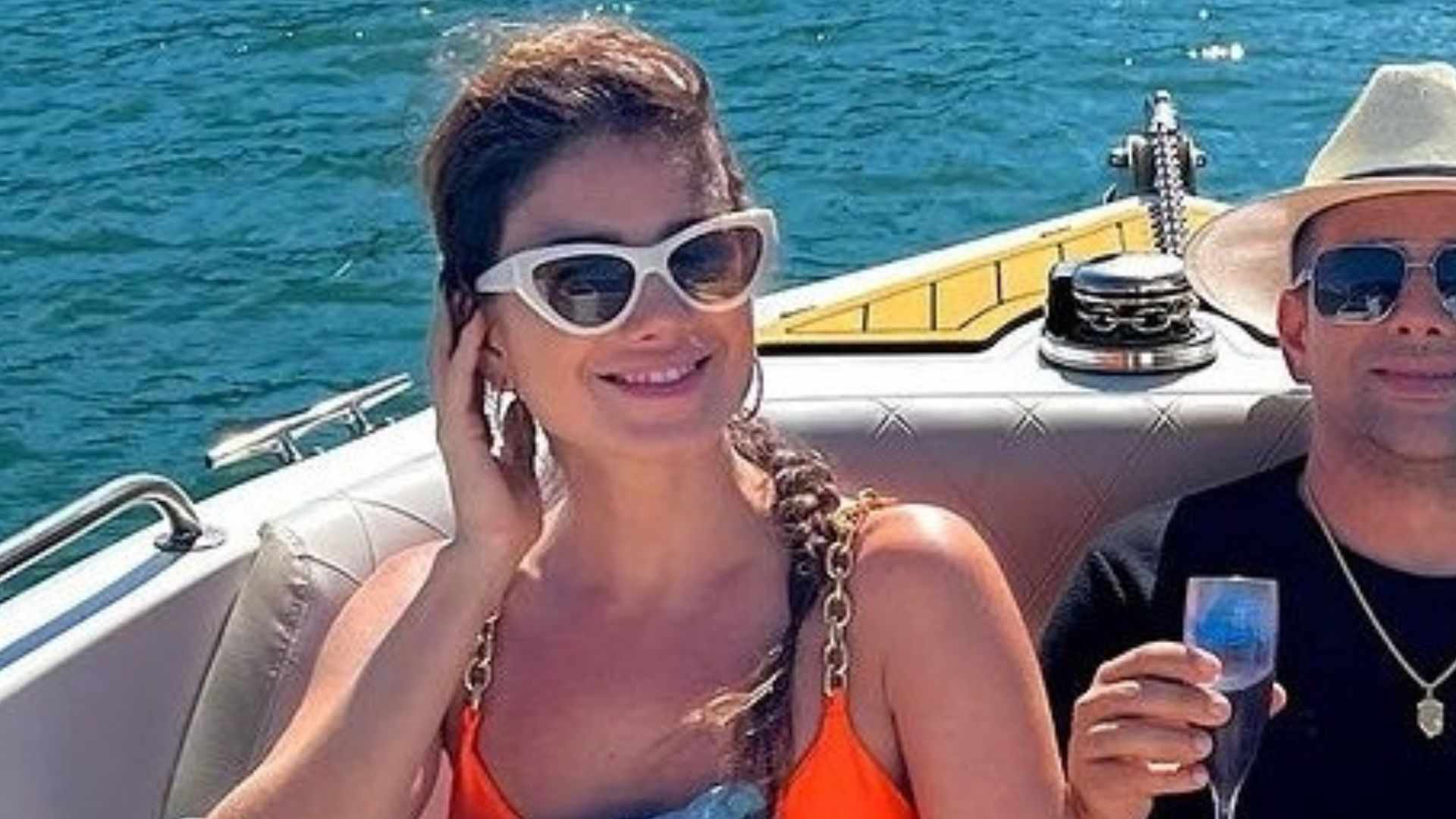 Irmão de Paula Fernandes surge em foto rara com a cantora: ”Lindos”