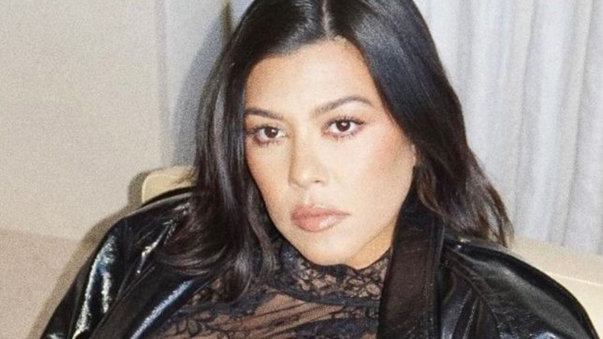 Kourtney Kardashian revela desavença com a irmã Kim e dispara: “Egoísta”