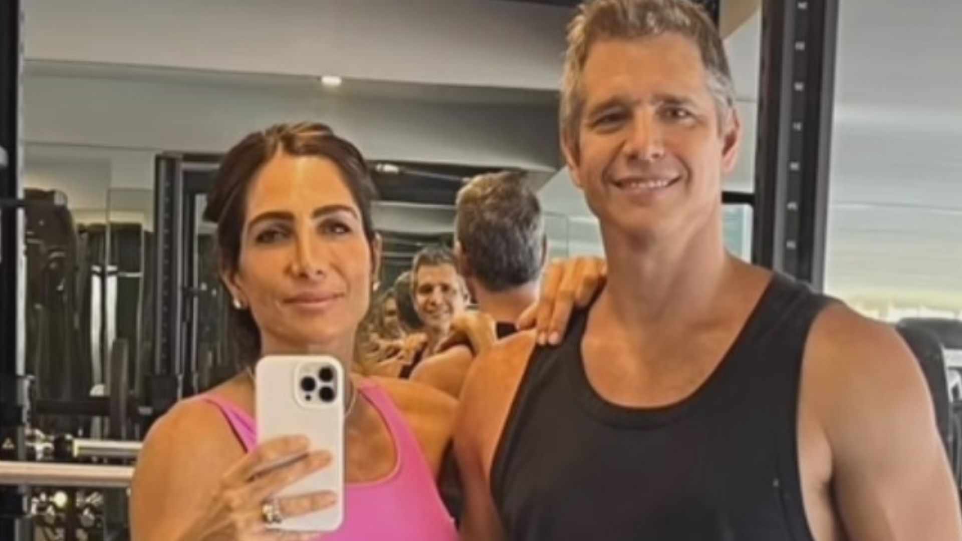 Marcio Garcia surpreende ao revelar história de amor com a esposa: ”Fogo passageiro”