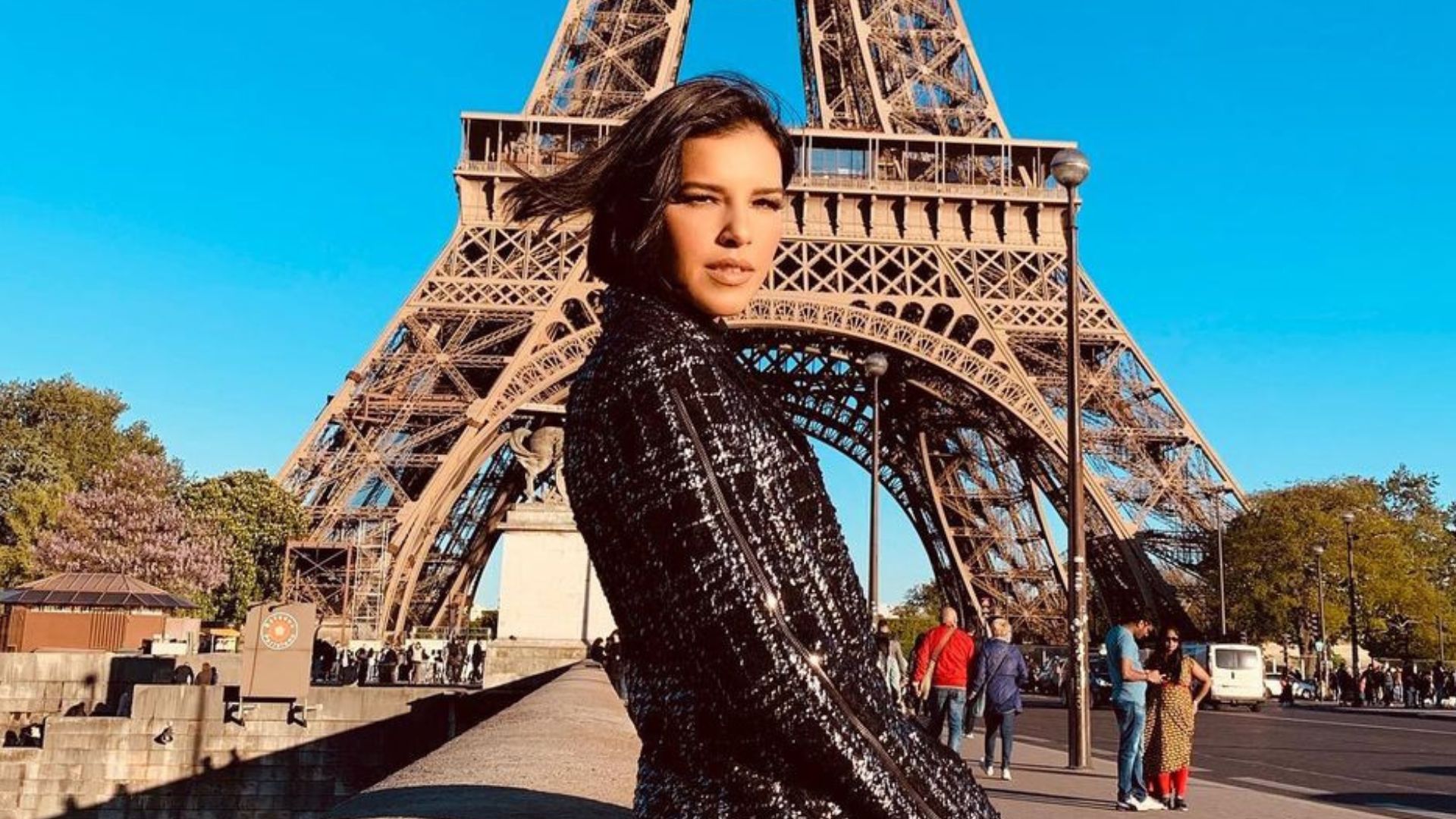 Em Paris, Mariana Rios celebra a conquista de sonhos: “Fui viver”