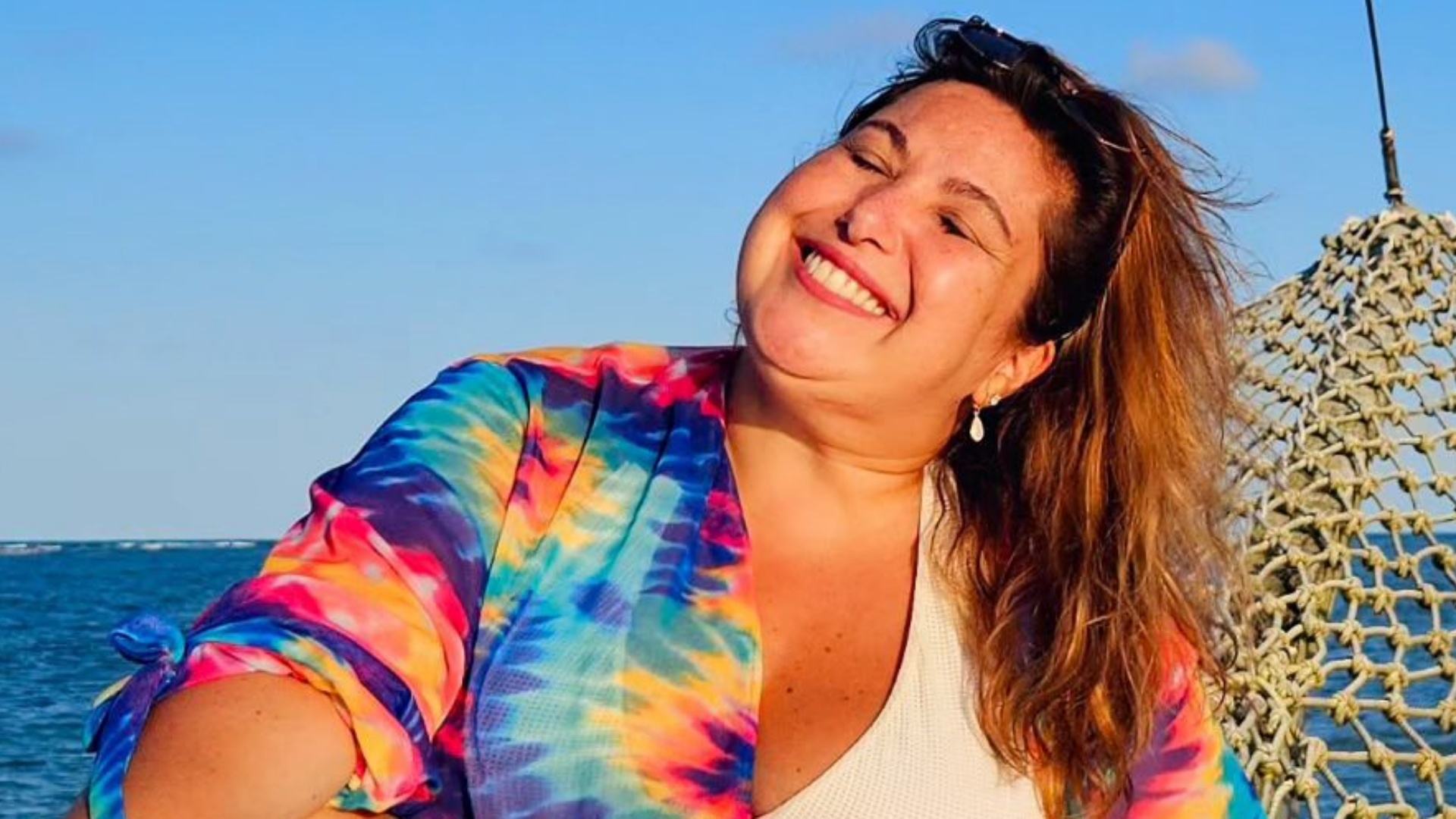 Mariana Xavier surge plena em passeio de barco, mas expõe perrengue: “Aguardando resgate”