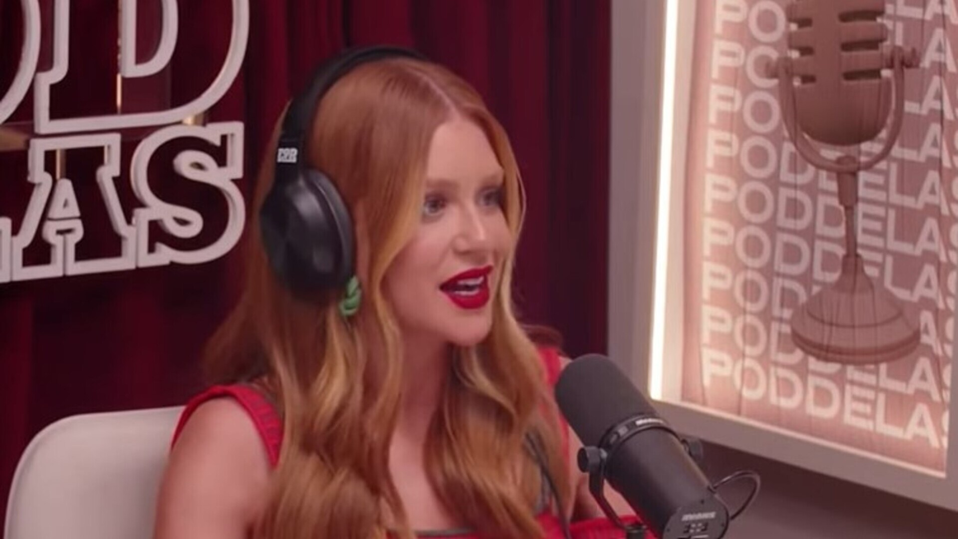 Marina Ruy Barbosa revela que sofria bullying na escola: “Patinho feio”