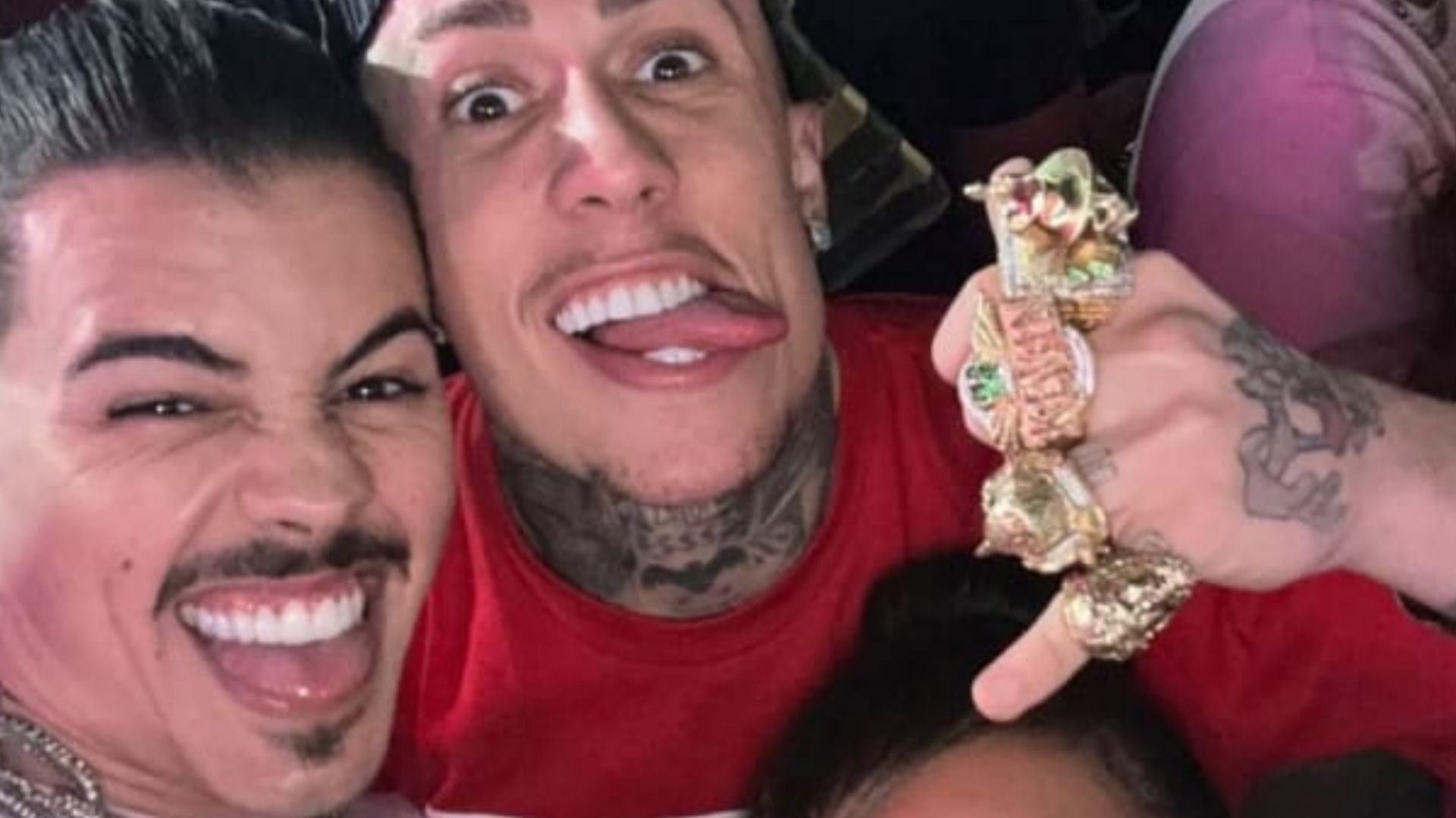 Biel surge em foto com MC Daniel e surpreende cantor com mensagem; veja