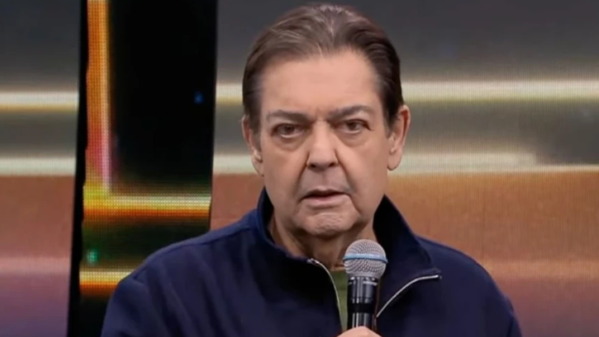 Boletim médico explica motivo de internação de Faustão