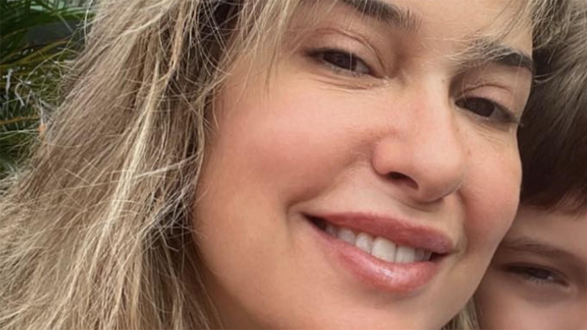 Ele cresceu! Filho de Paloma Duarte rouba a cena em fotos com a mãe