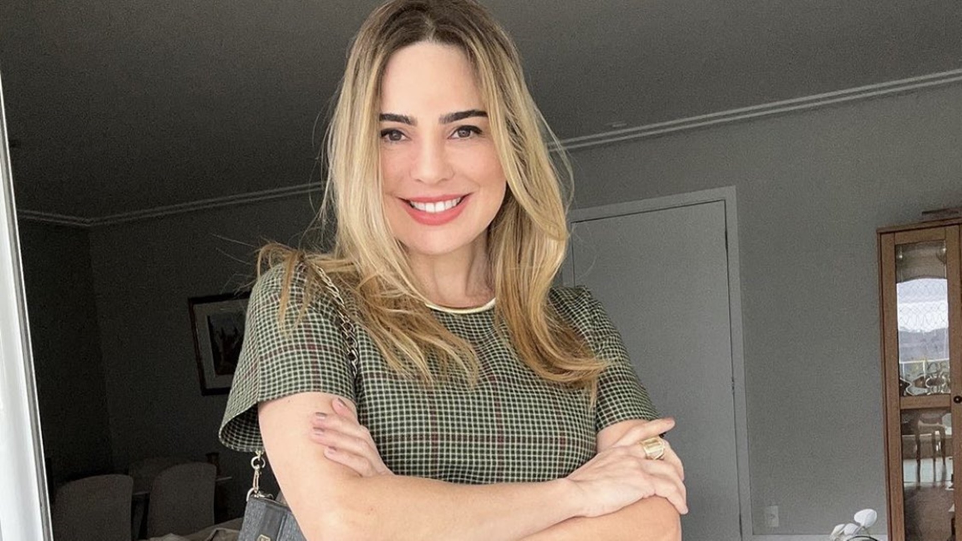 A Fazenda 15: Rachel Sheherazade foi demitida do SBT após ser perseguida; entenda
