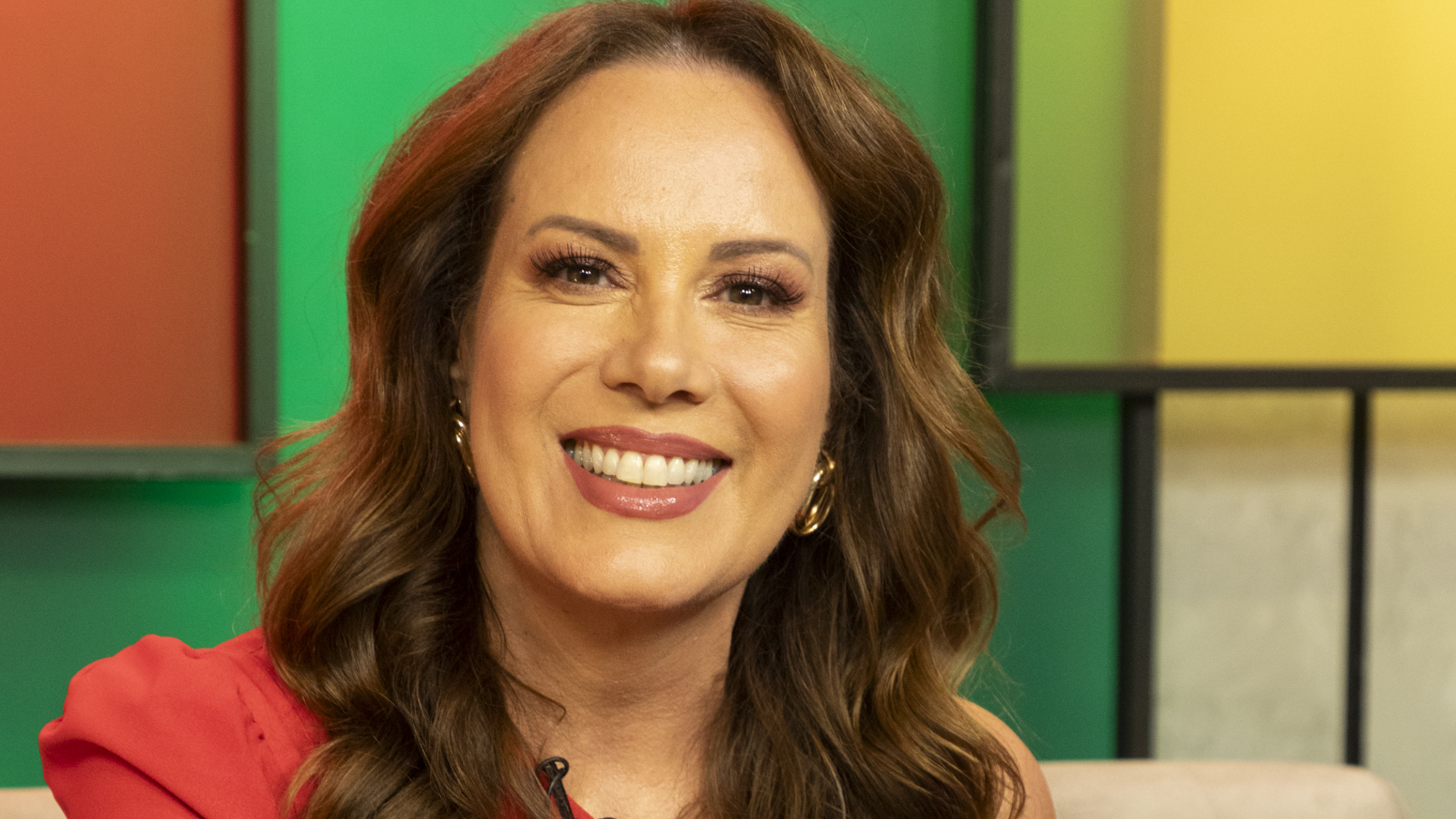 Regina Volpato no SBT? Apresentadora abre o jogo: ”Feliz com o convite”