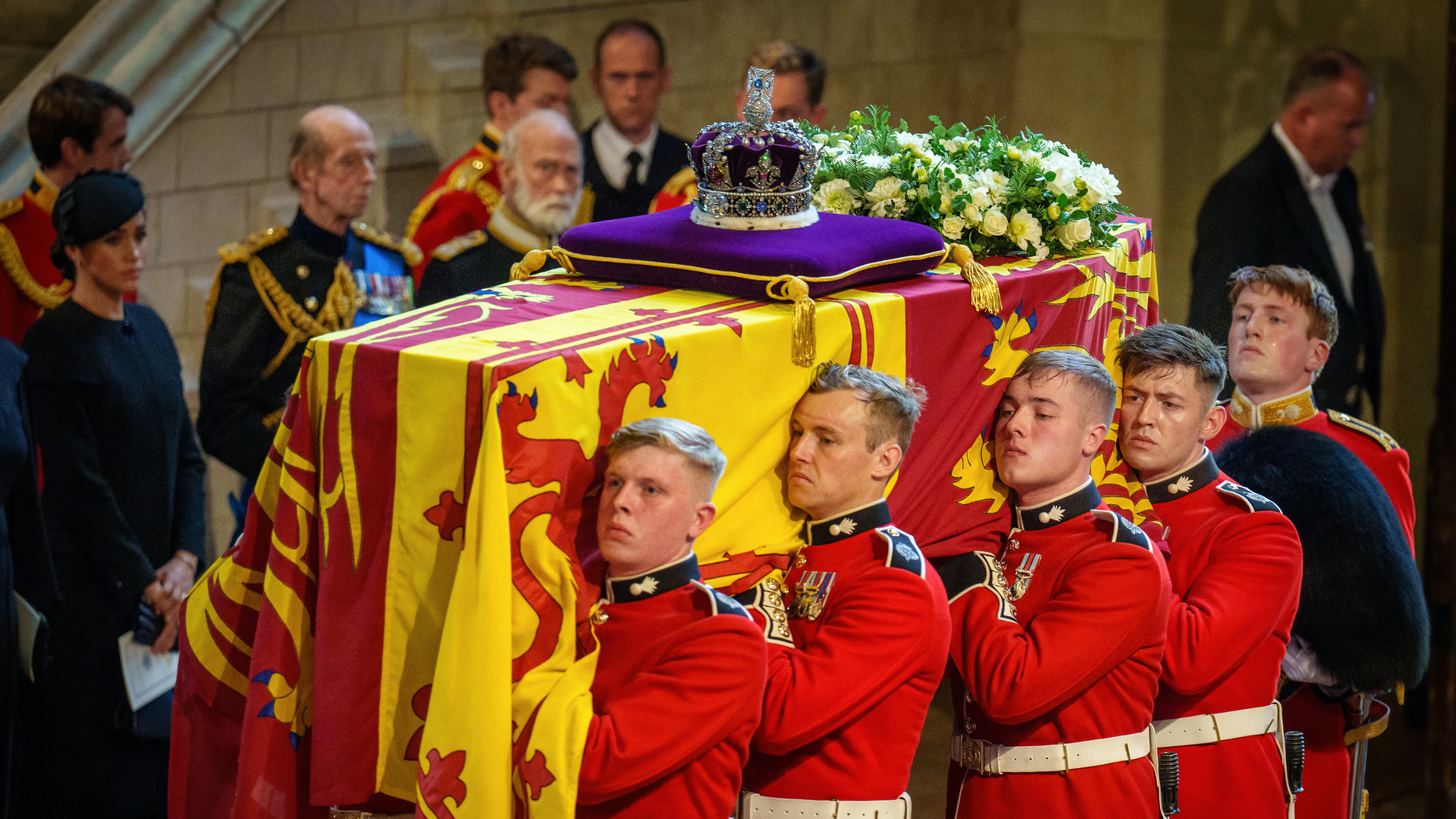Famosos e valor astronômico: Relembre o funeral da Rainha Elizabeth II