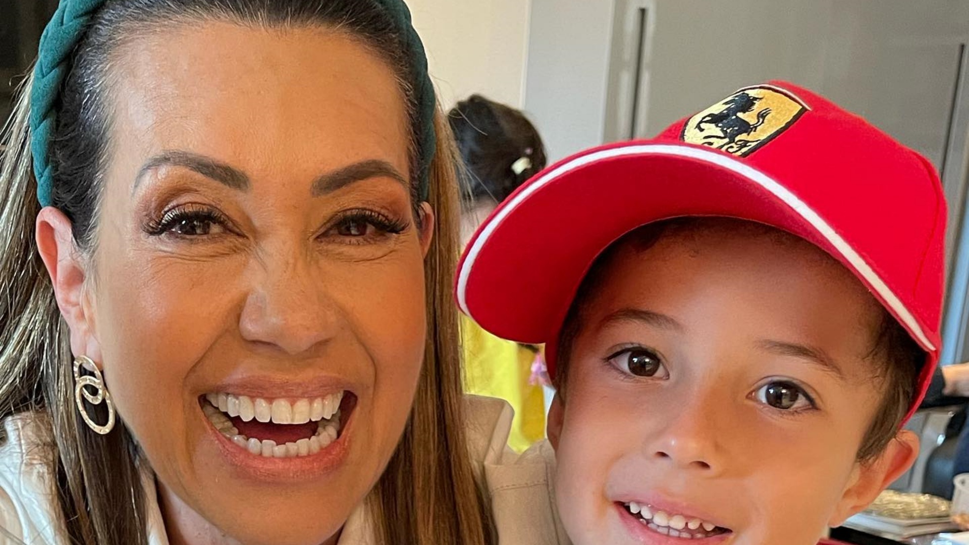 Com cliques encantadores, Solange Frazão comemora aniversário do neto: “Lindo da vovó”
