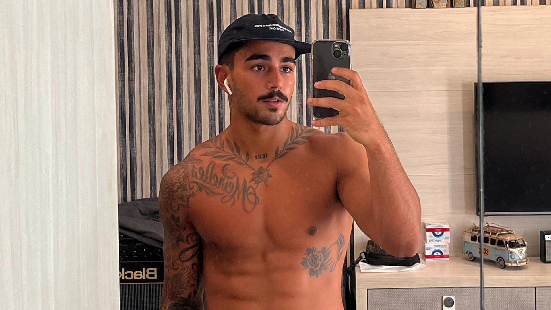 Quem é Yuri Meirelles? Primeiro confirmado em A Fazenda 15, modelo fez clipe com Anitta