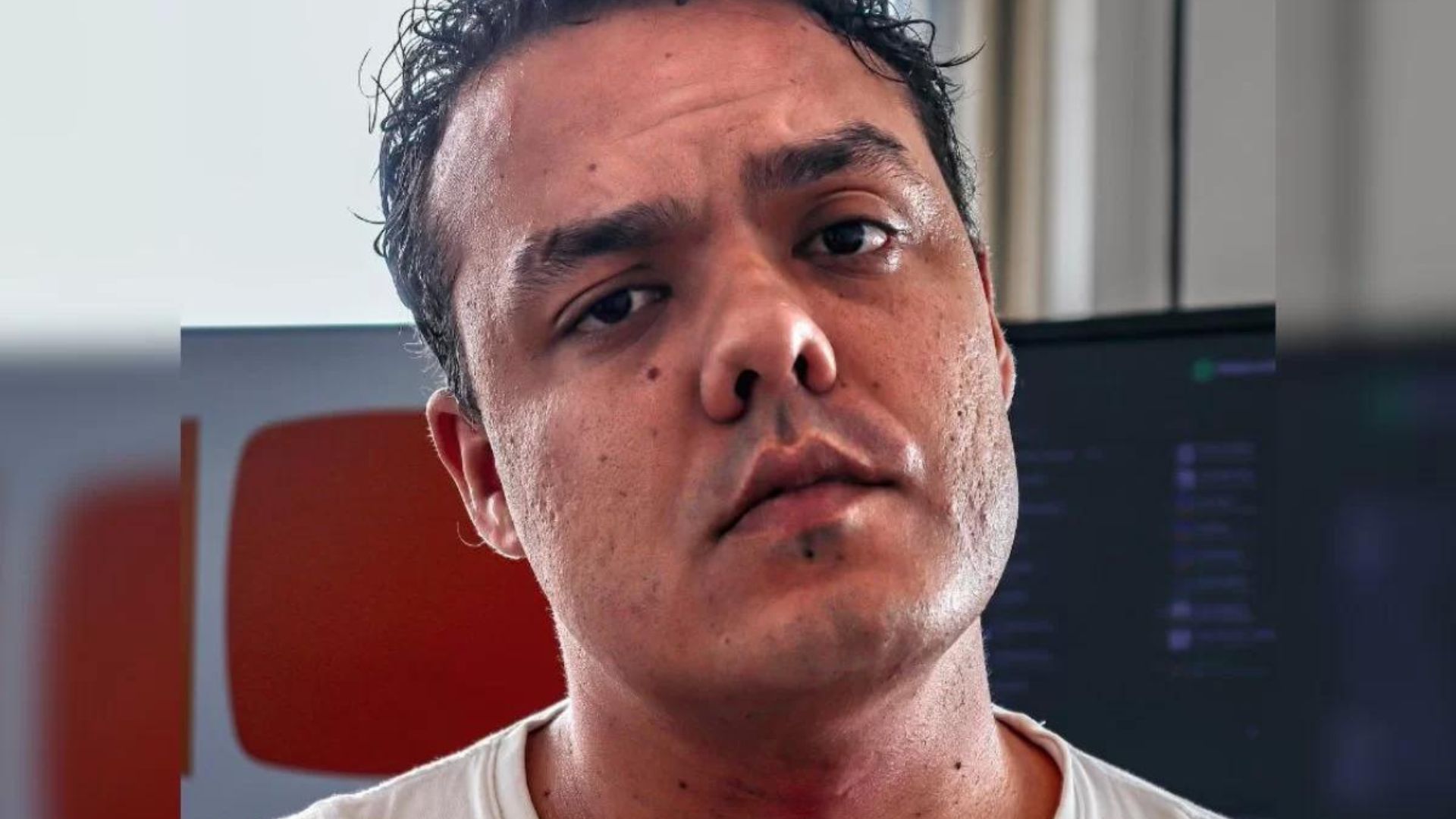 Irmã de homem que pulou de navio surge abalada: “Angústia é grande”