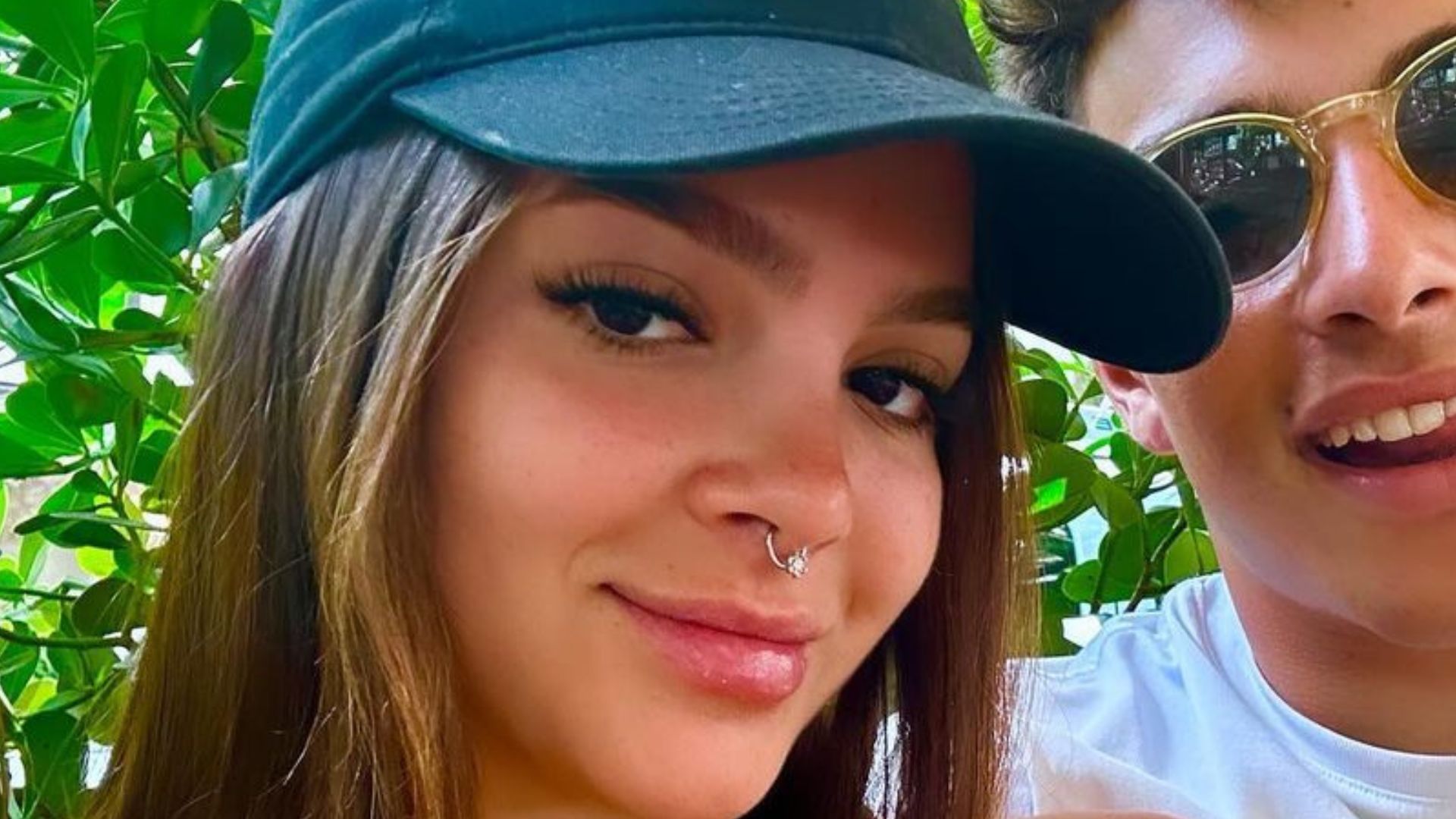 Novo affair de Mel Maia abre álbum de fotos com a atriz: “Meu turista”
