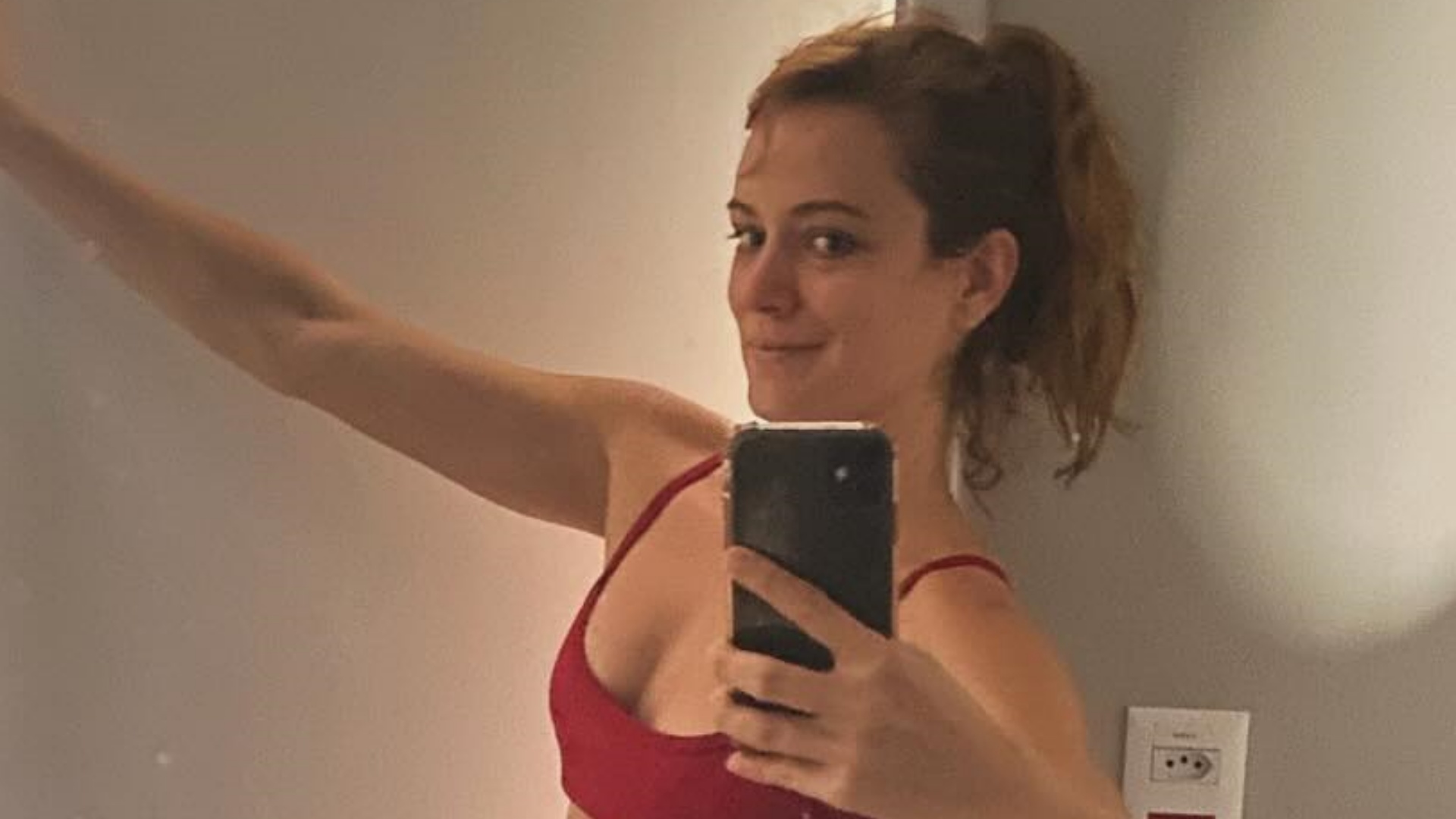 Bianca Bin impressiona ao exibir corpão sarado: “Biscoito”