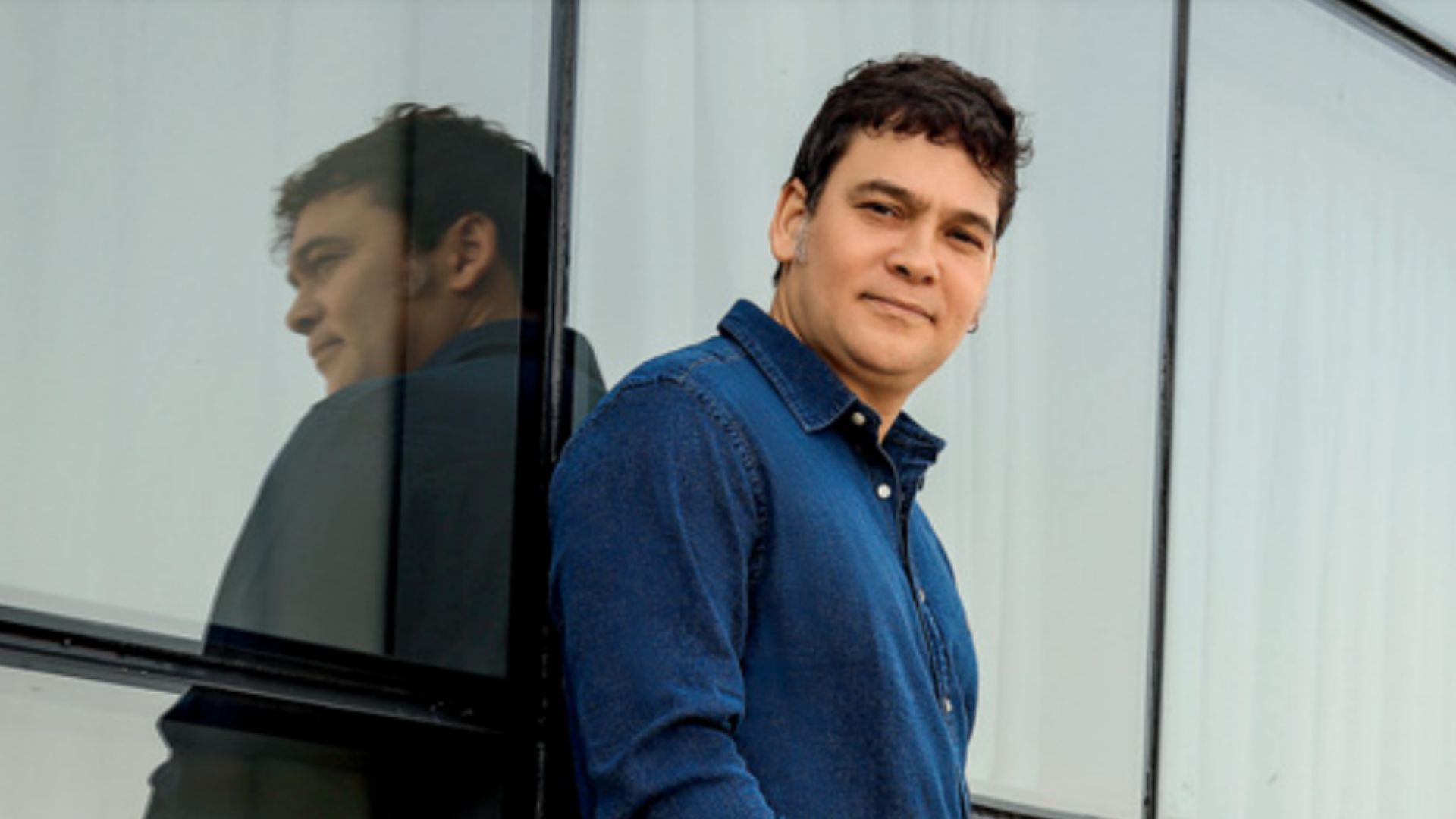 Claudio Gabriel agradece parceria com Tata Werneck em Terra e Paixão: ‘Mútua admiração’