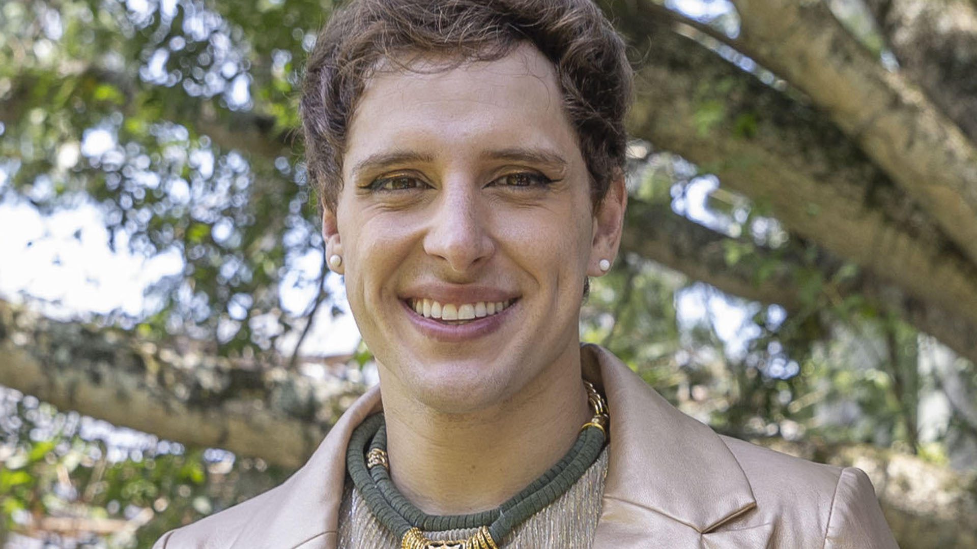 Adeus, Kelvin! Diego Martins muda o visual após fim da novela