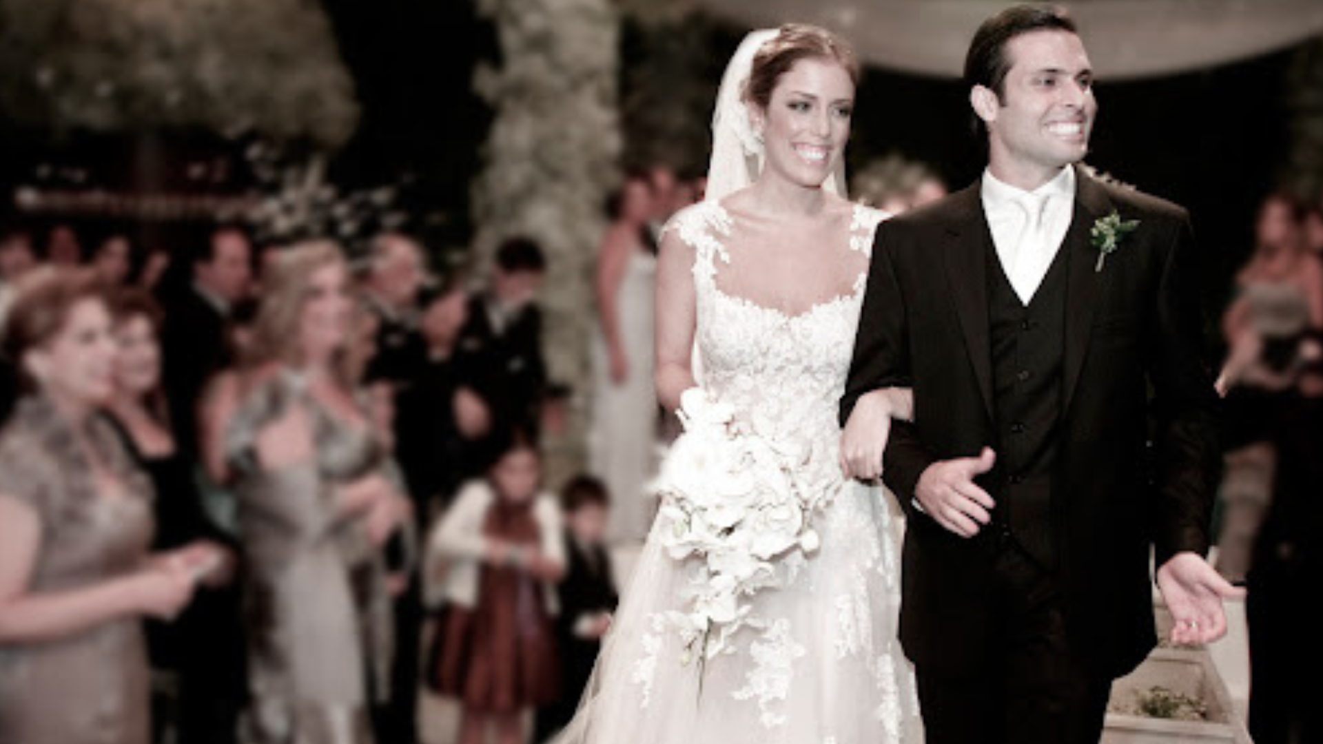 Fabiana Justus celebrou união com marido em casamento luxuoso para 900 convidados; relembre