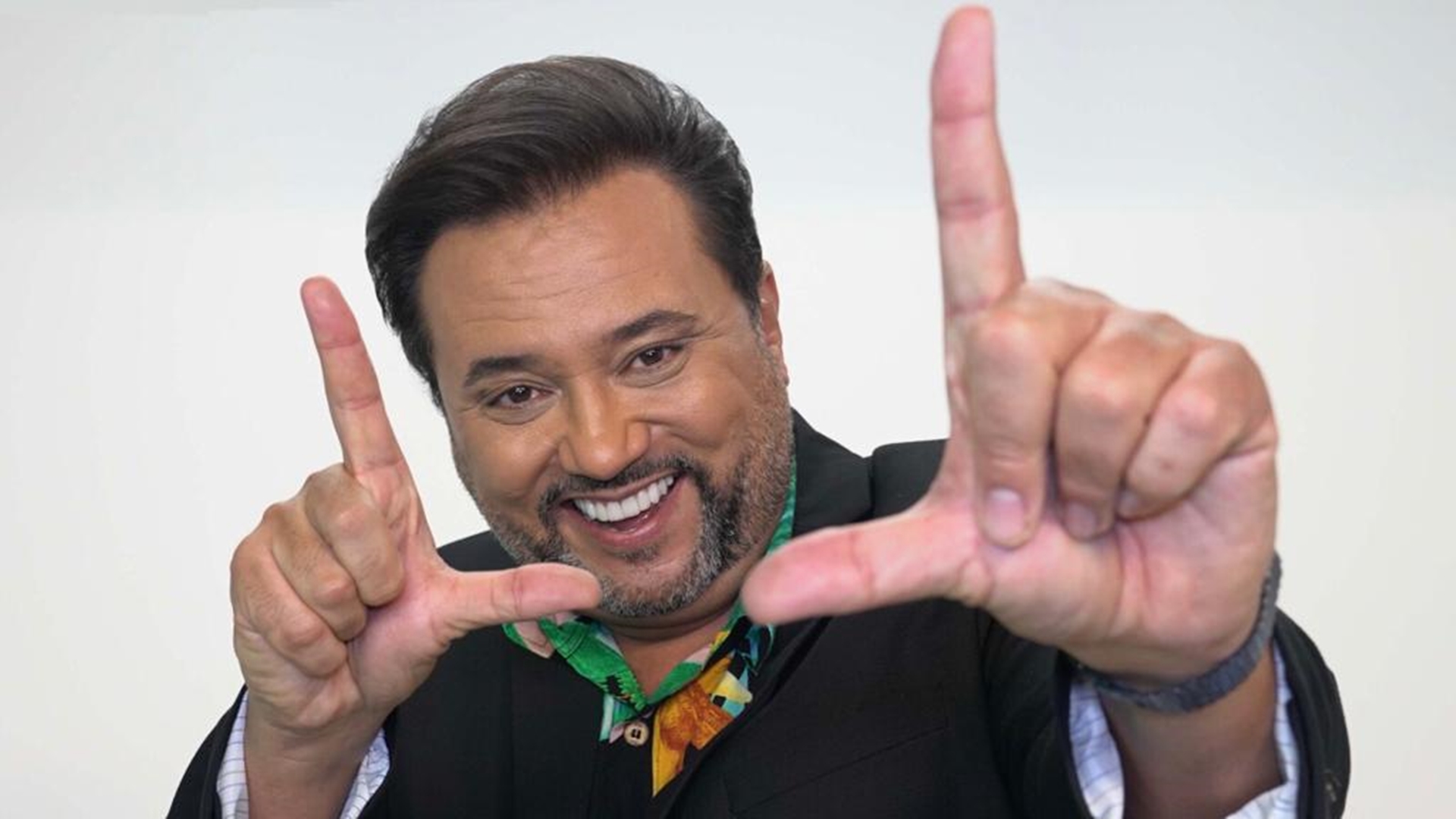 Geraldo Luís brinda estreia aos domingos e reflete sobre trabalho com Marlene Mattos