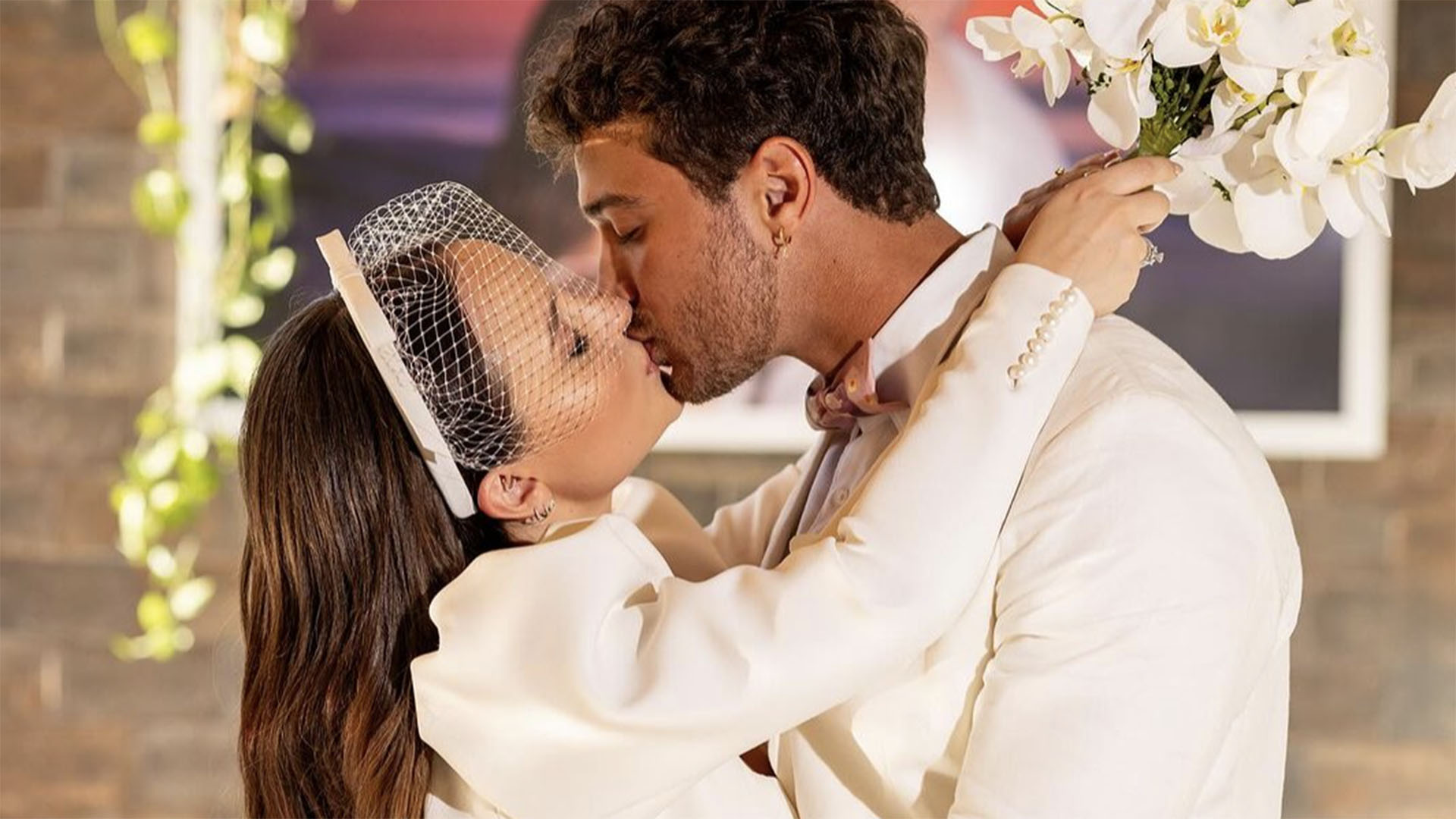 Larissa Manoela celebra o primeiro mês do casamento com André Luiz Frambach