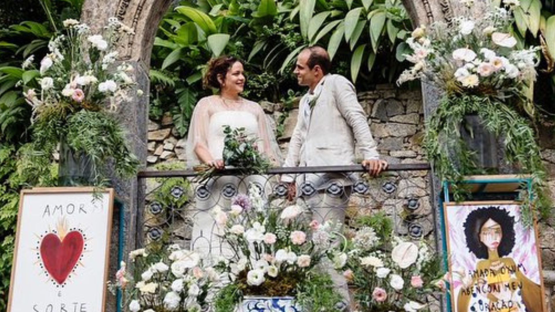 Leandra Leal mostra novas fotos inéditas de seu casamento intimista
