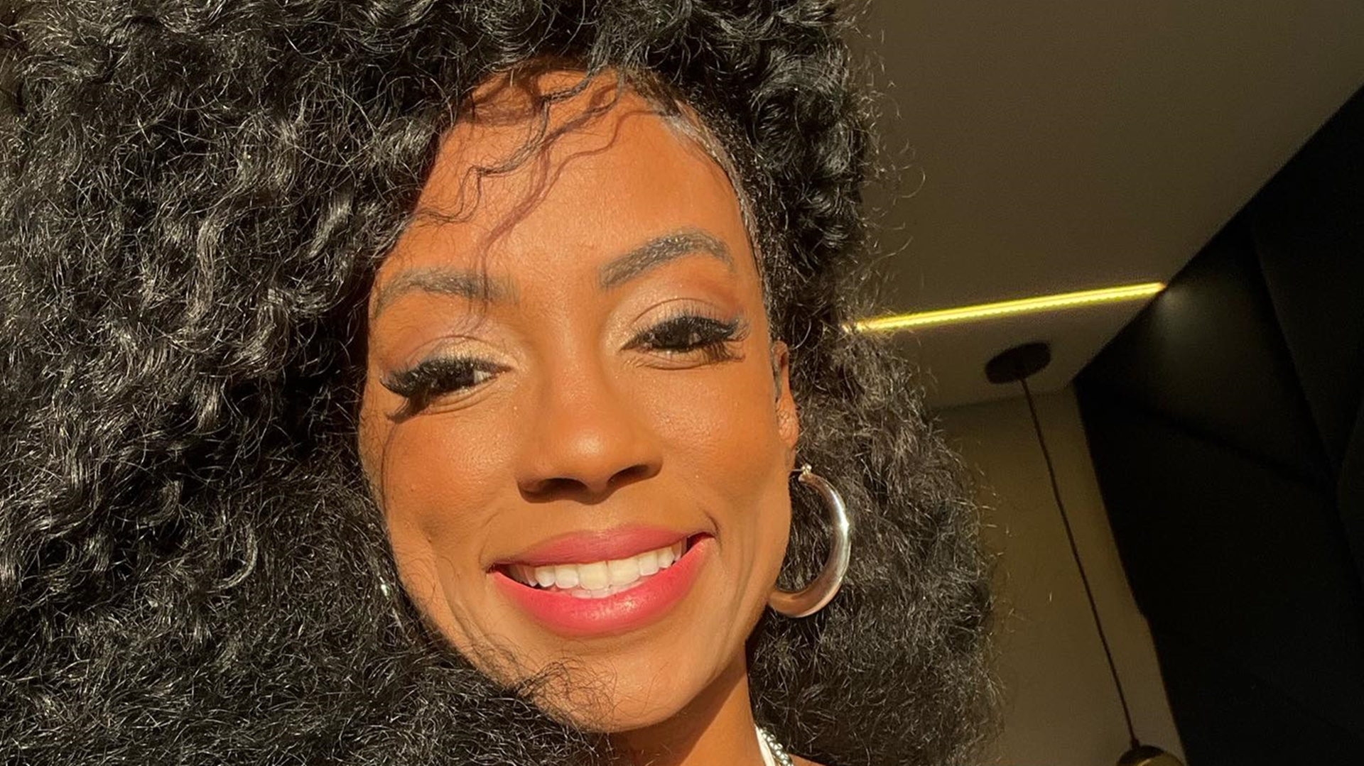 Ex-BBB Lumena mudou rumos da vida após traumas no BBB 21: “Precisava aprender a falar”