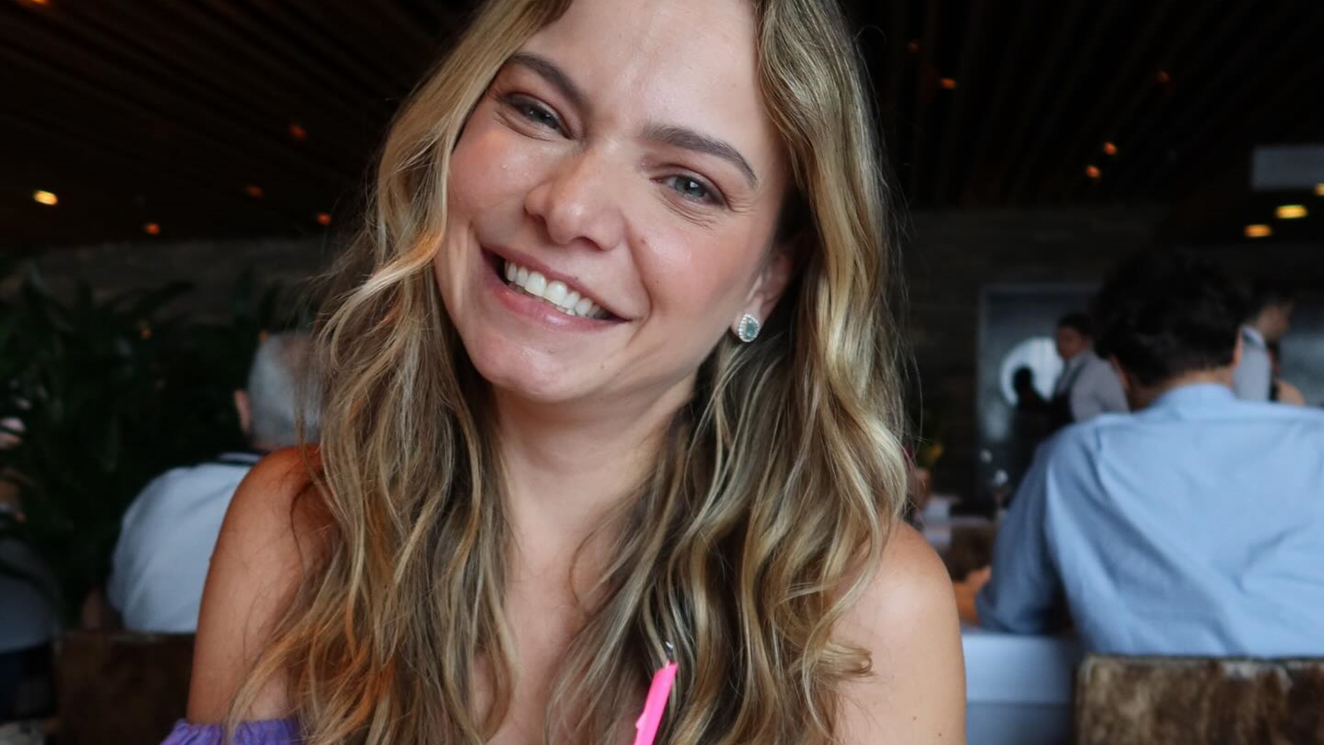 Milena Toscano reflete ao comemorar aniversário: “Chegar aos 40 é demais!”