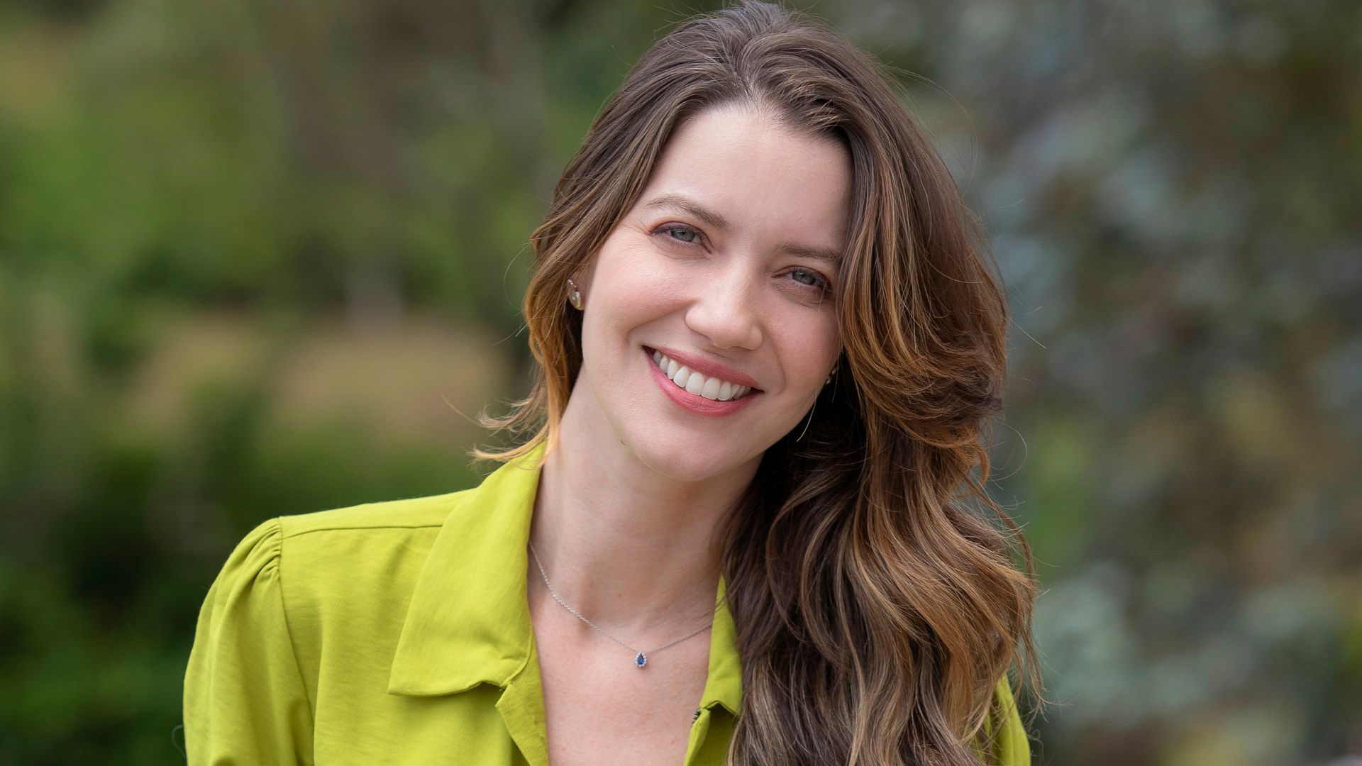 Nathalia Dill ressalta importância da família em retorno às novelas: ‘É tudo, é pilar’