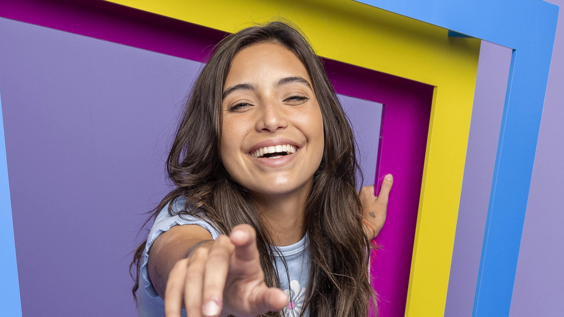 Ex-BBB Vanessa Lopes reaparece em encontro com amigas