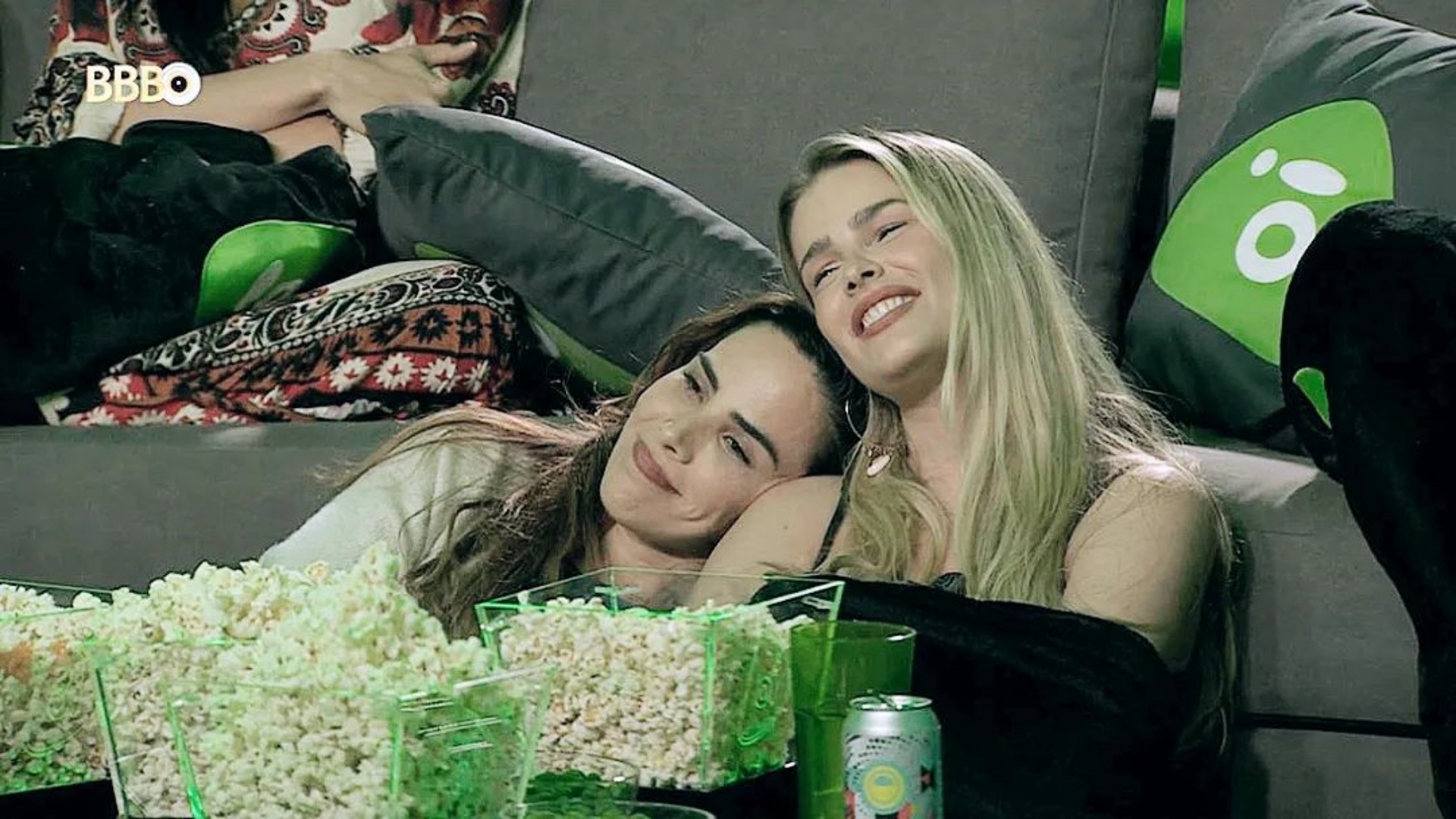BBB 24: Luiza Brunet resgata foto de Yasmin e Wanessa nos anos 2000