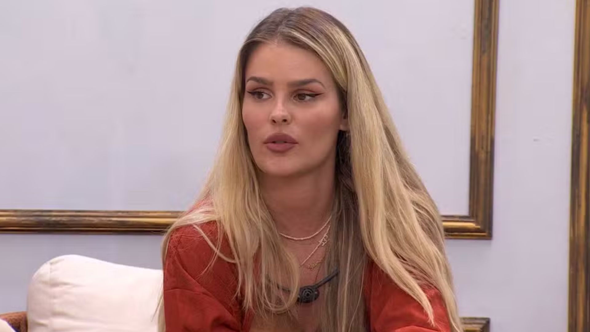 No BBB 24, Yasmin contou que precisou aprender a lidar com situações intimidadoras