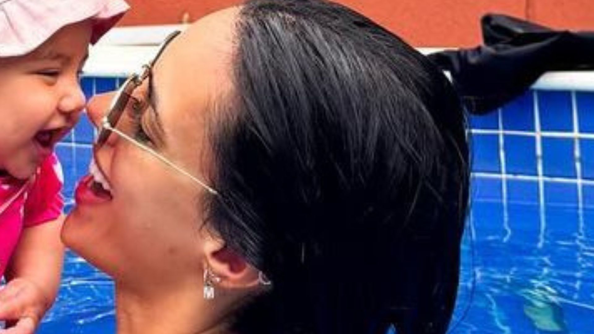 Bruna Biancardi aproveita Carnaval com Mavie na piscina: “Amor da minha vida”